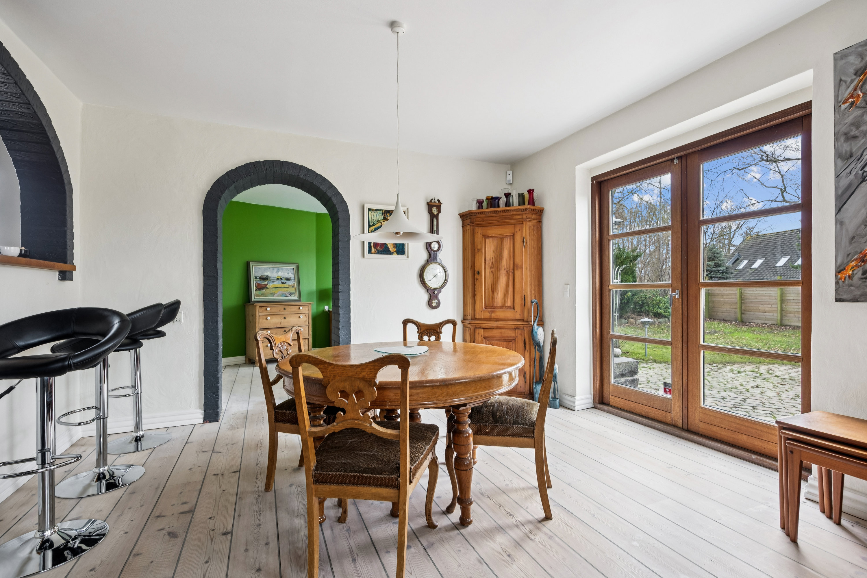 Fremhævet stue billede i fuldskærmstilstand. Billede af Ringstedvej 200, Lellinge, 4600 Køge