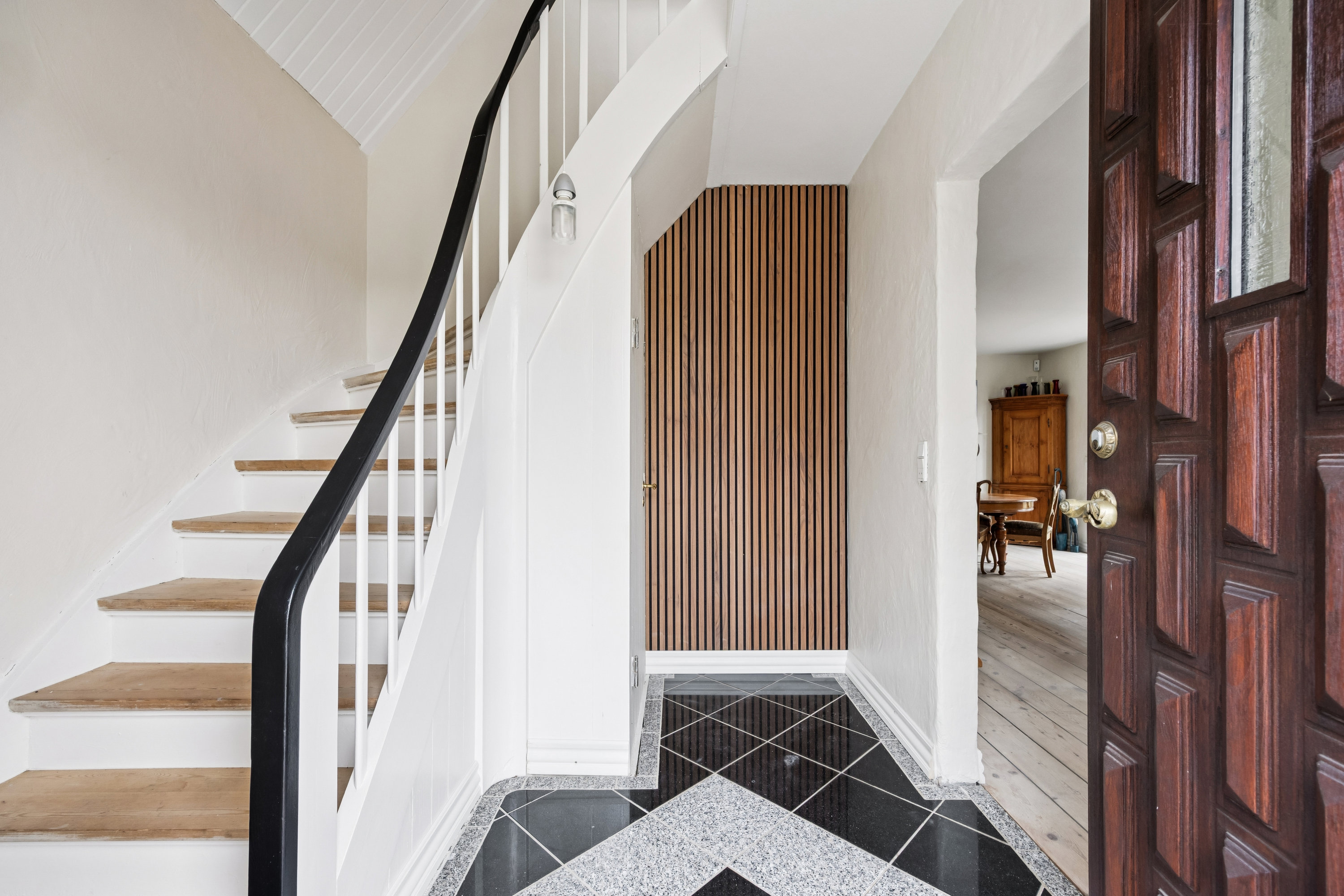 Fremhævet entré billede i fuldskærmstilstand. Billede af Ringstedvej 200, Lellinge, 4600 Køge