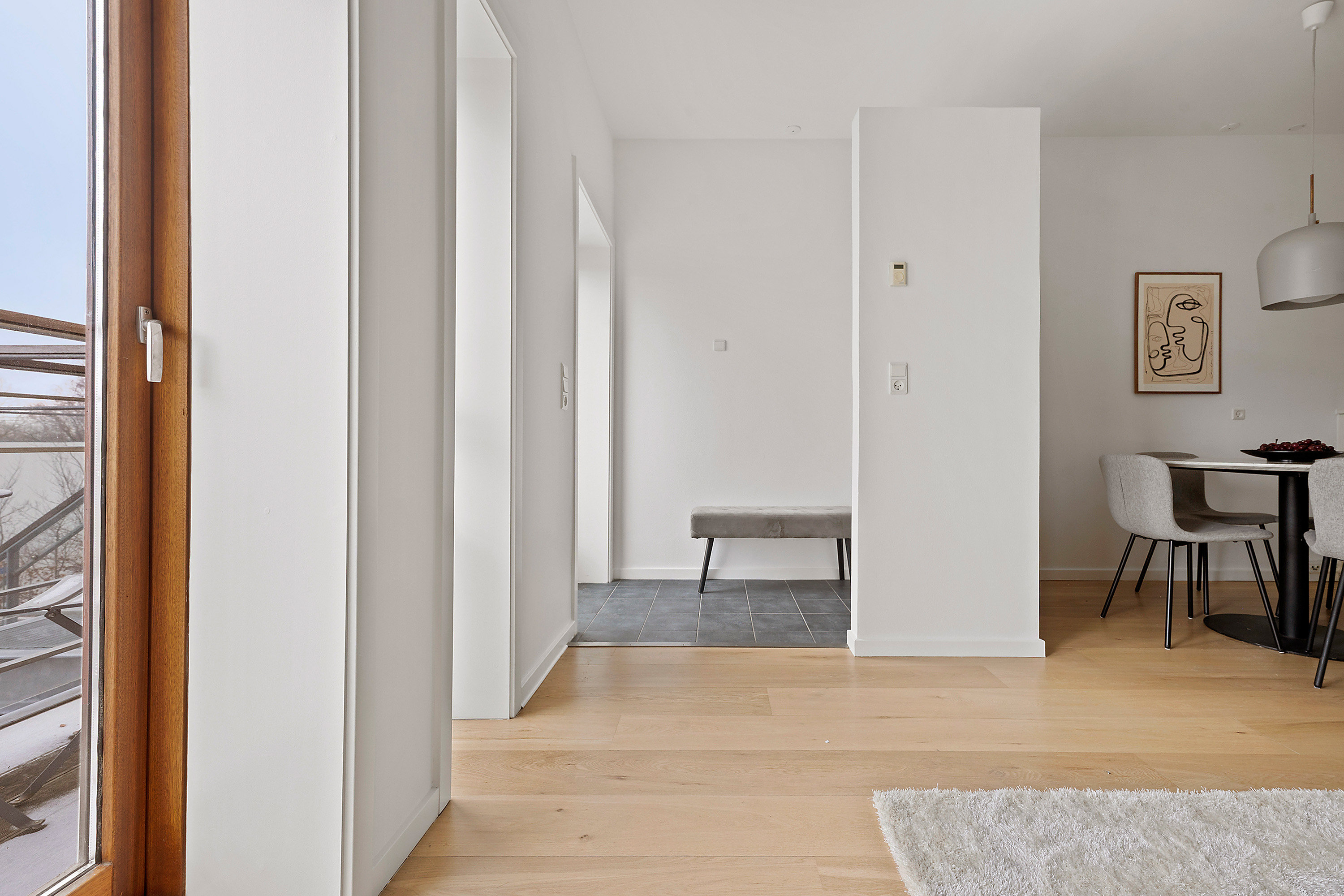 Fremhævet stue billede i fuldskærmstilstand. Billede af Pilehøj 6D, 1. th., 3460 Birkerød