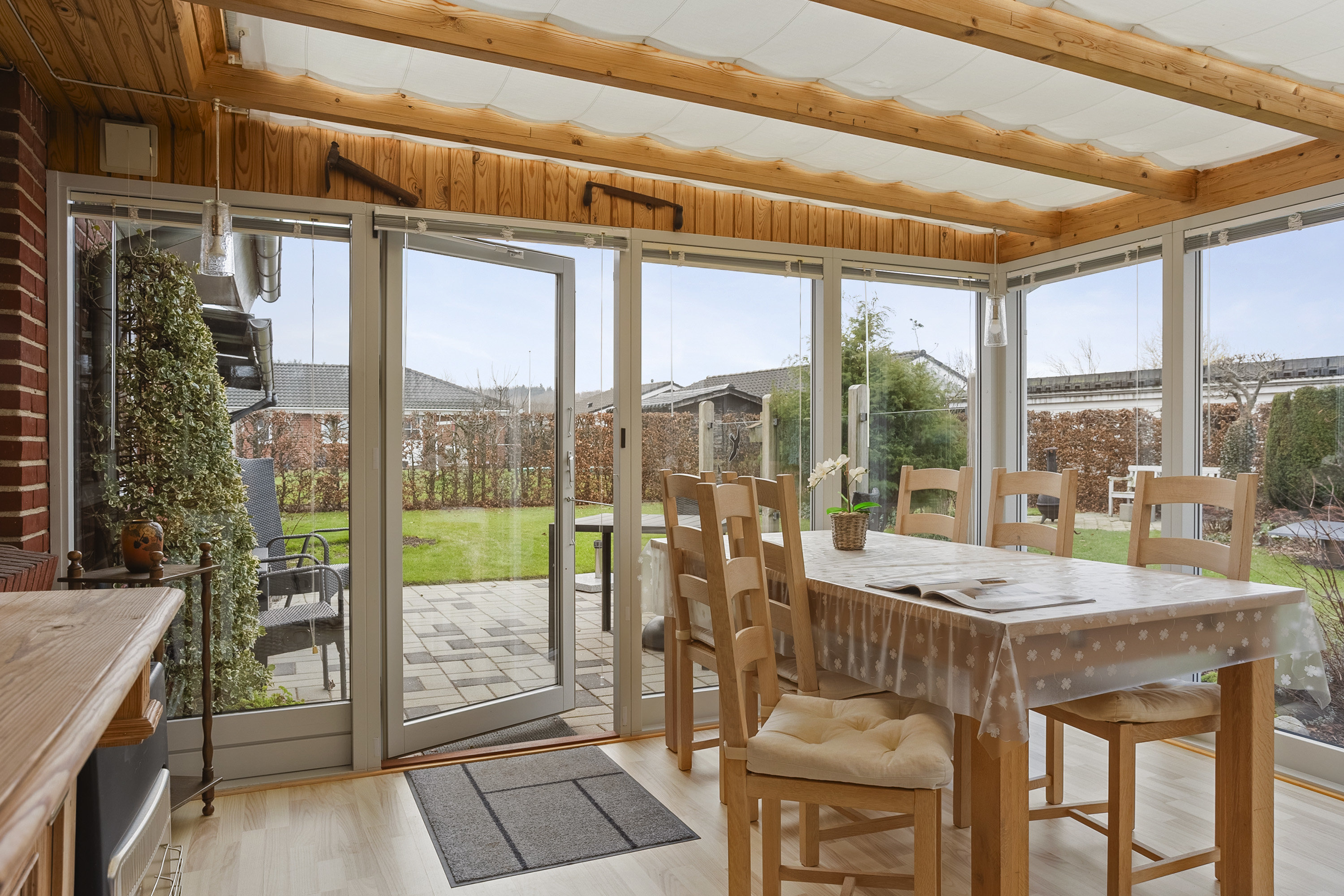 Fremhævet udestue billede i fuldskærmstilstand. Billede af Kratvænget 29, Jels, 6630 Rødding