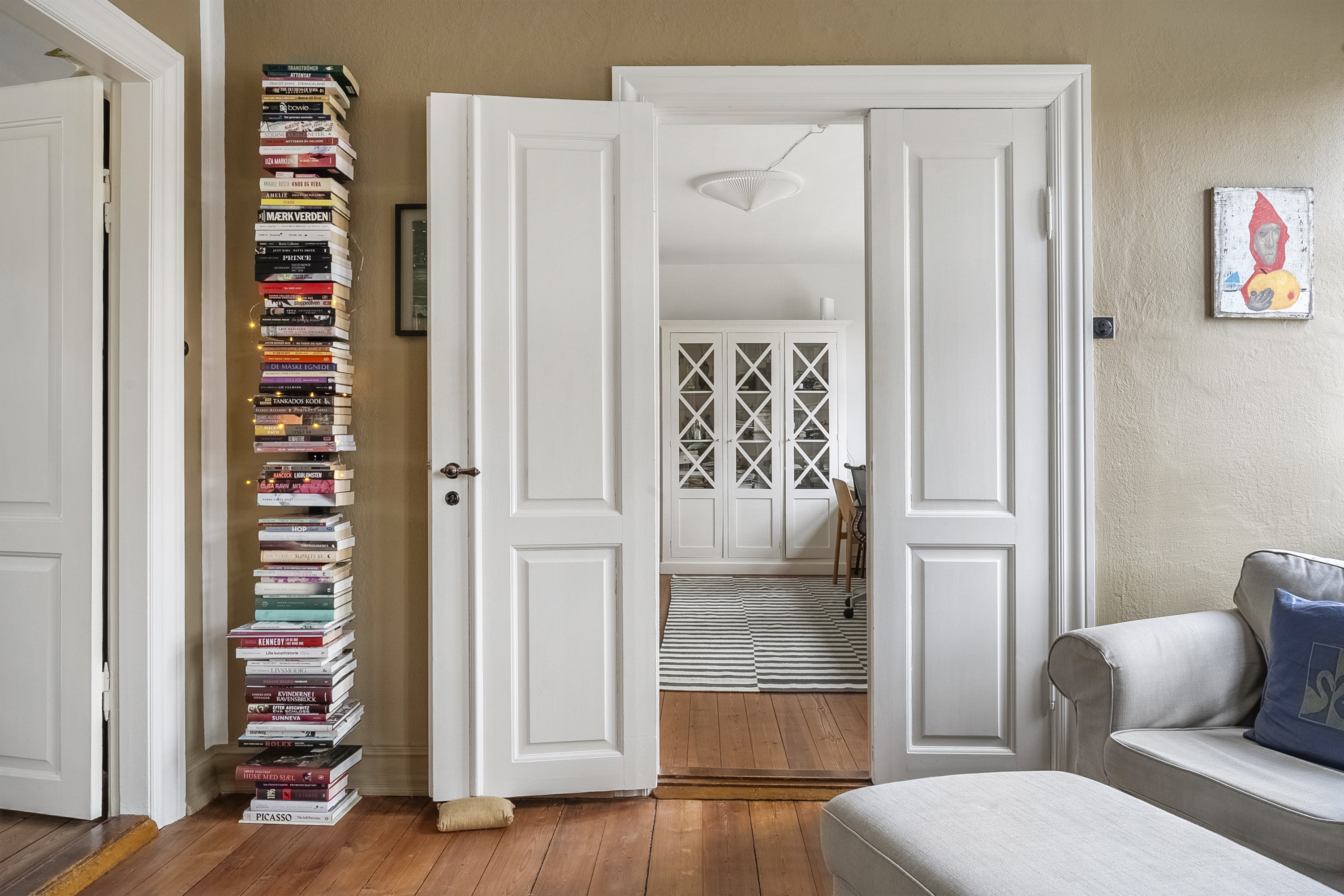 Fremhævet stue billede i fuldskærmstilstand. Billede af Søndergade 16, 8740 Brædstrup