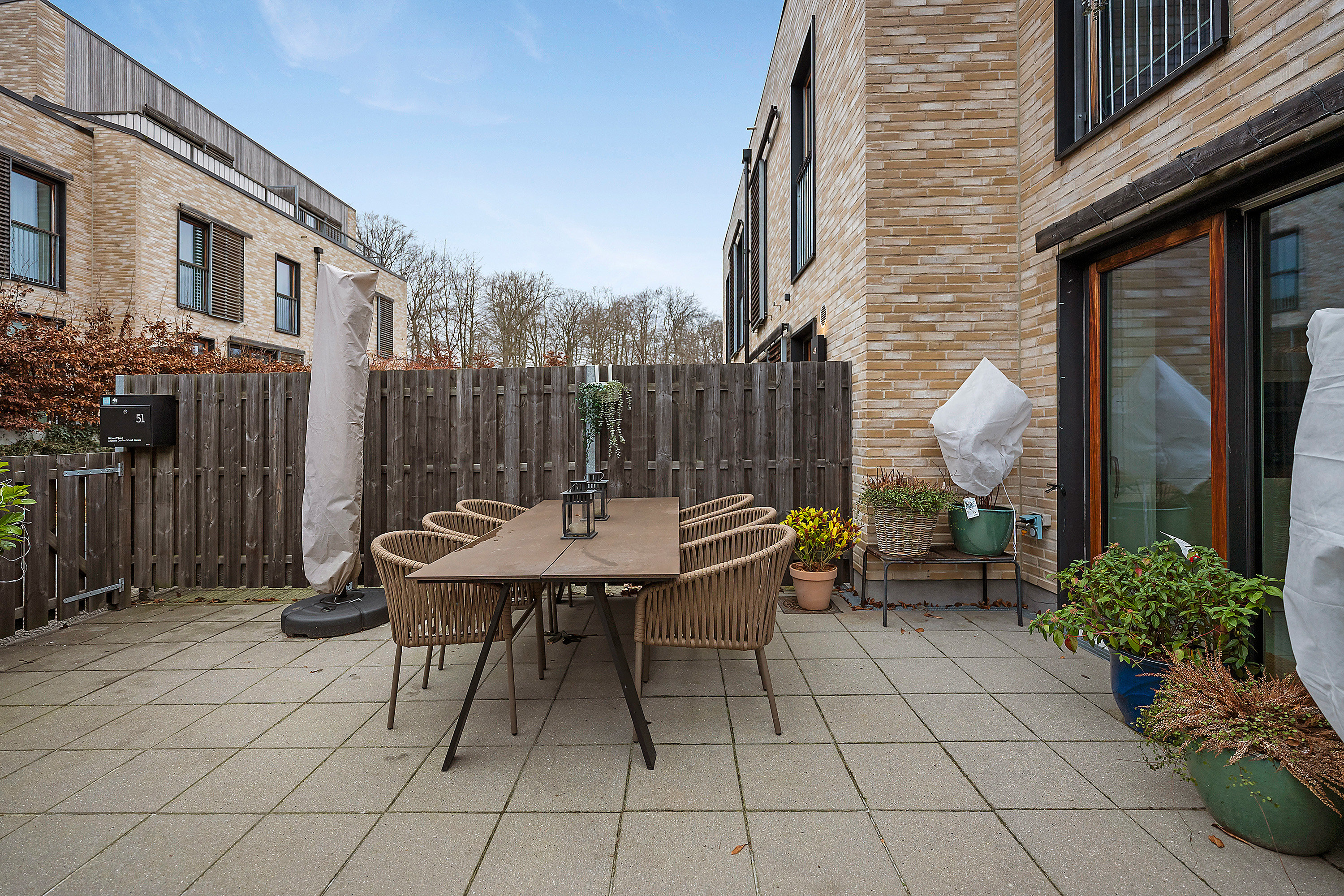 Fremhævet ejendommen billede i fuldskærmstilstand. Billede af Ralphs Vænge 51, 2950 Vedbæk