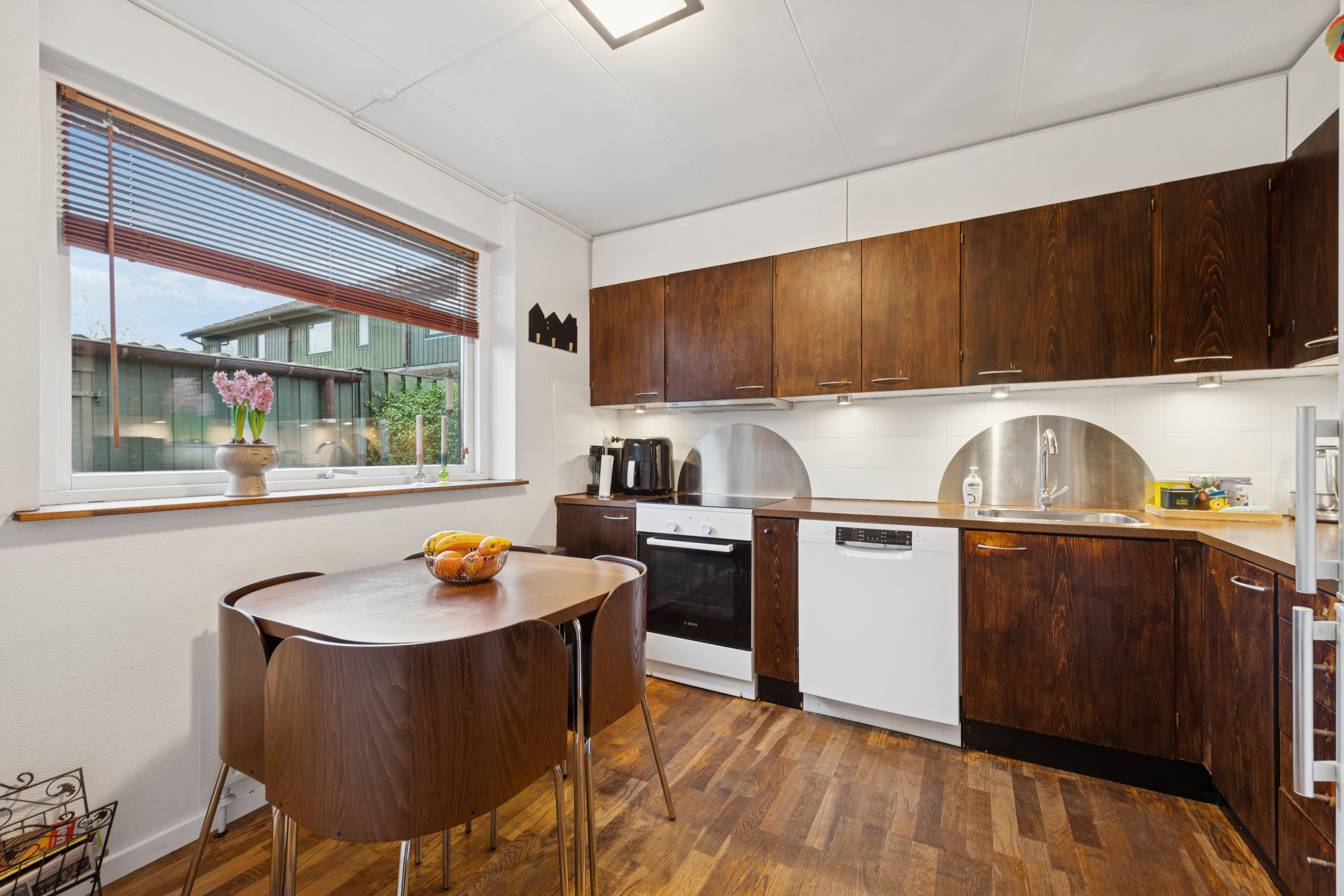 Fremhævet køkken billede i fuldskærmstilstand. Billede af Grønnegården 357, 2670 Greve