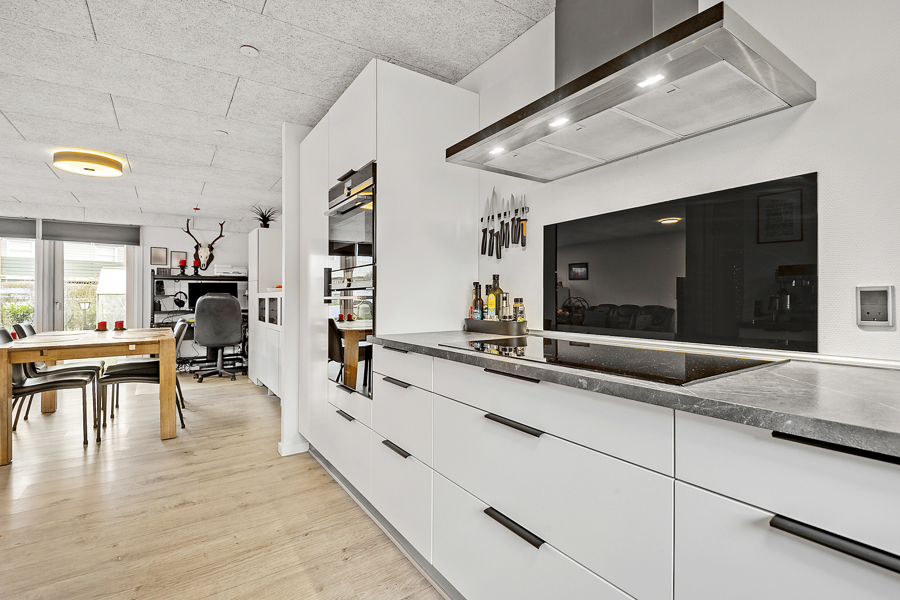 Miniaturebillede 2: køkken. Billede af Grønlandsparken 110D, 6715 Esbjerg N