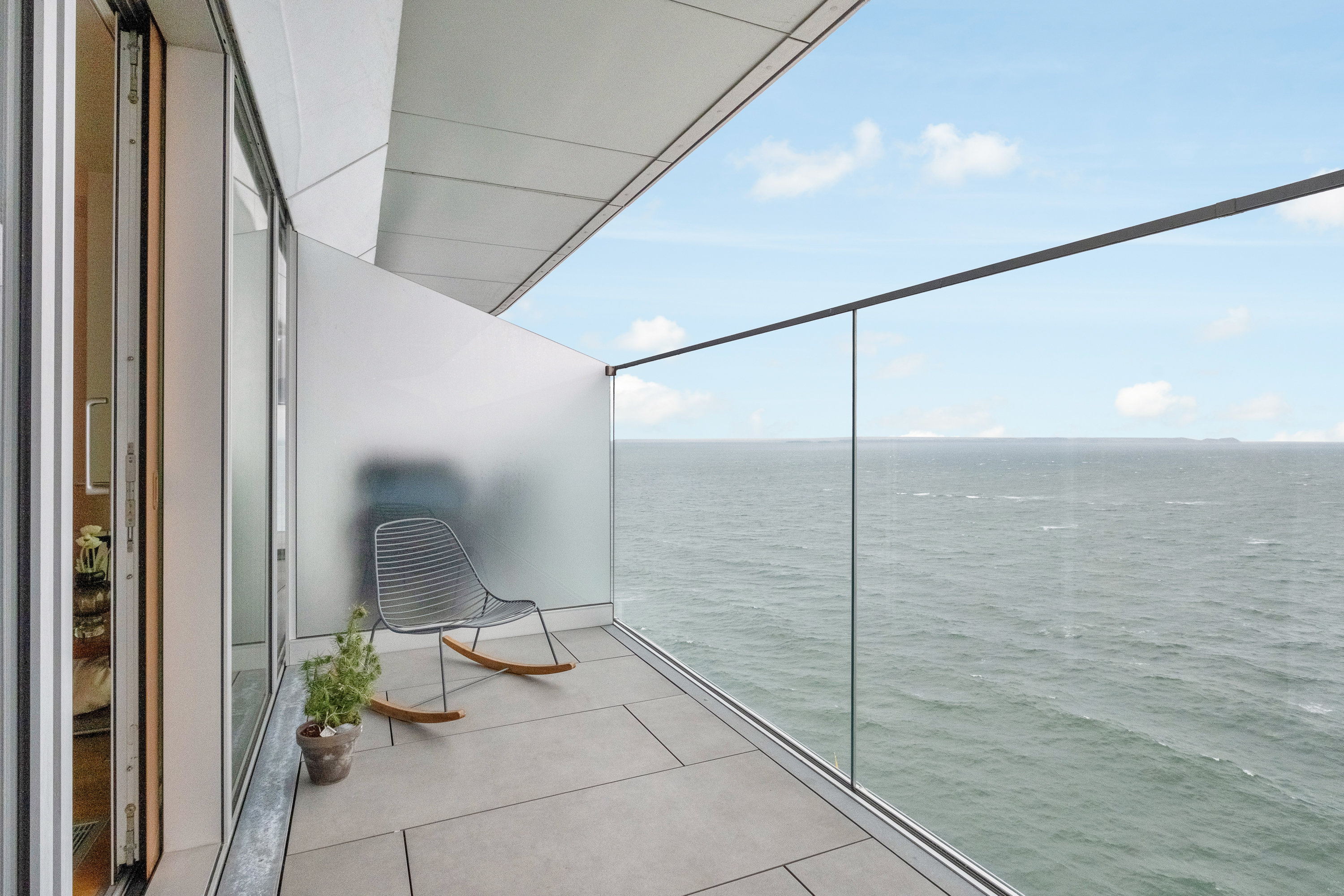 Fremhævet altan billede i fuldskærmstilstand. Billede af Helga Pedersens Gade 79, 11. 3., 8000 Aarhus C