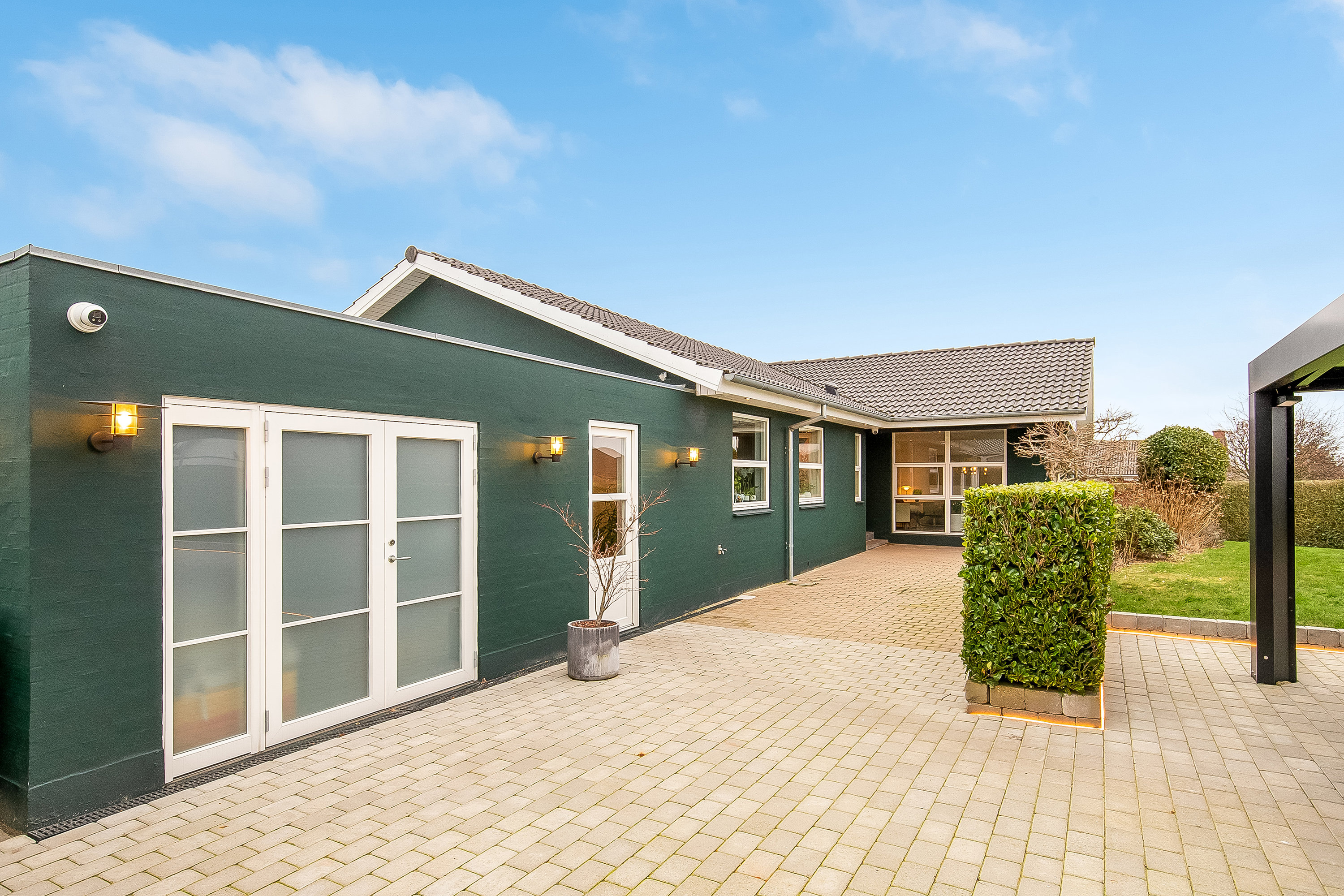 Fremhævet ejendommen billede i fuldskærmstilstand. Billede af Hørvangen 16, Bredballe, 7120 Vejle Øst