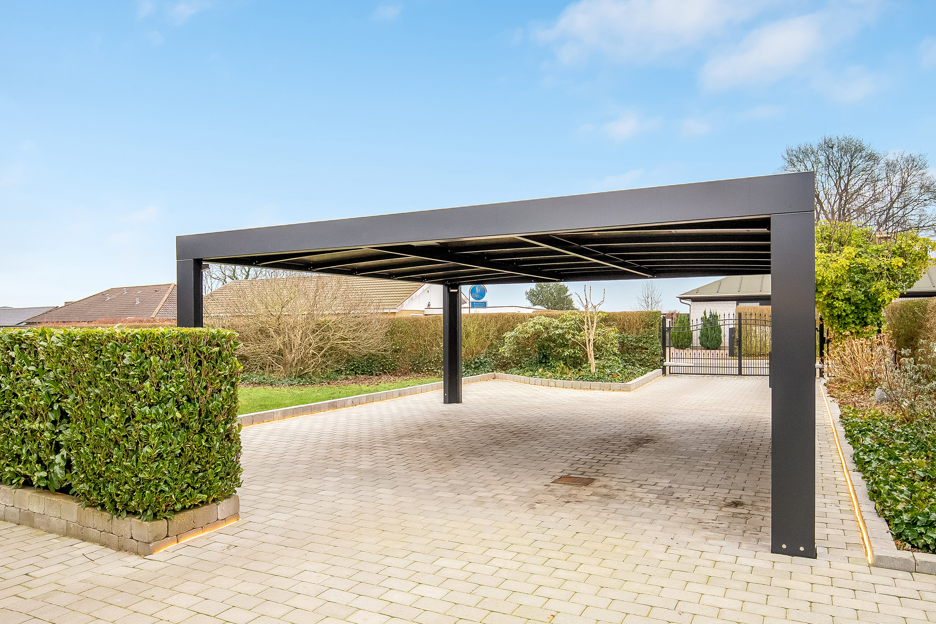 Fremhævet carport billede i fuldskærmstilstand. Billede af Hørvangen 16, Bredballe, 7120 Vejle Øst