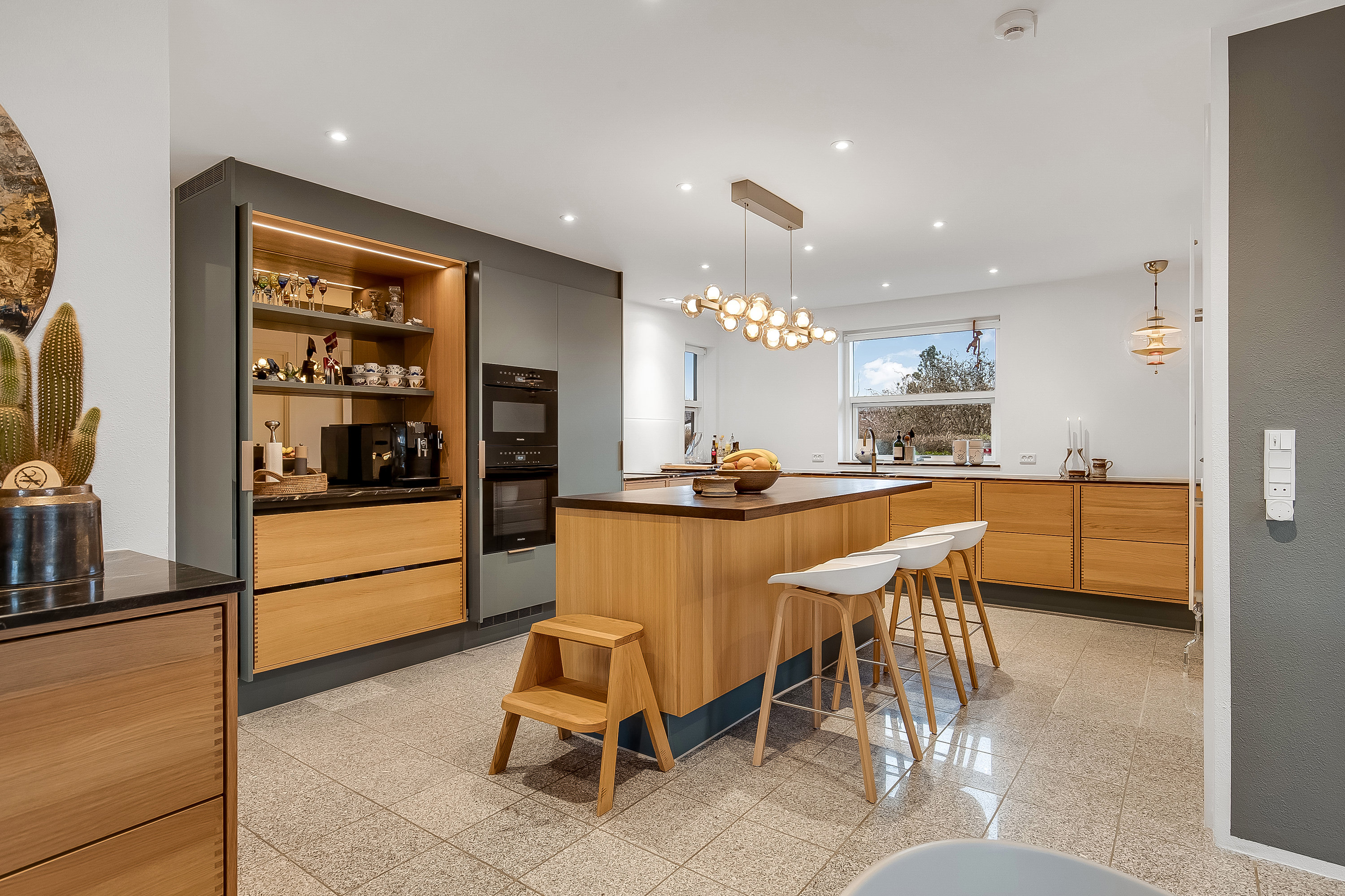 Fremhævet køkken billede i fuldskærmstilstand. Billede af Hørvangen 16, Bredballe, 7120 Vejle Øst