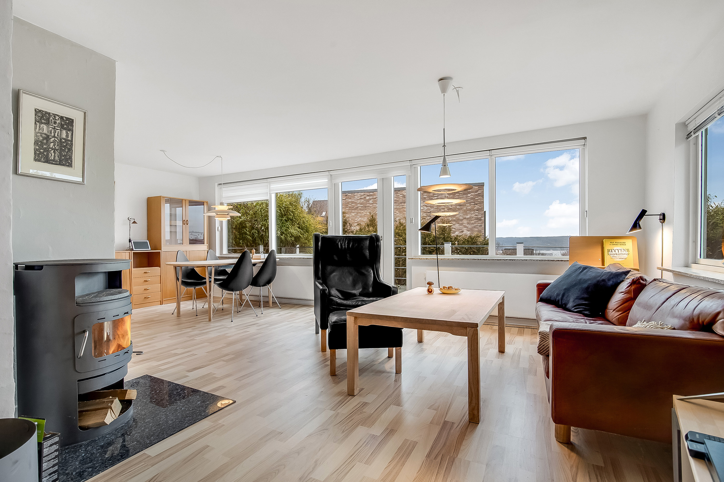 Miniaturebillede 2: stue. Billede af Plantagevej 8, Bredballe, 7120 Vejle Øst