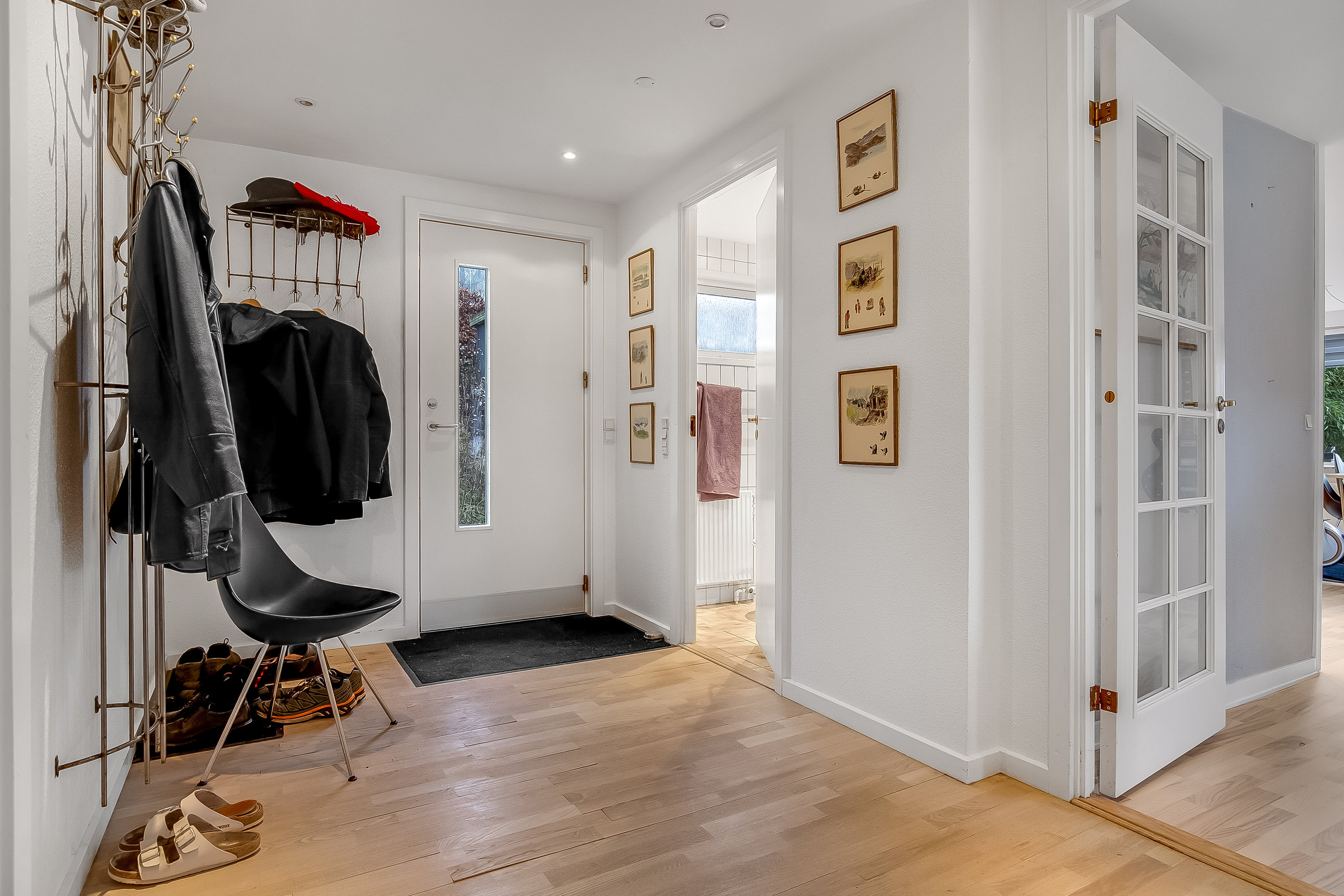 Fremhævet entré billede i fuldskærmstilstand. Billede af Plantagevej 8, Bredballe, 7120 Vejle Øst