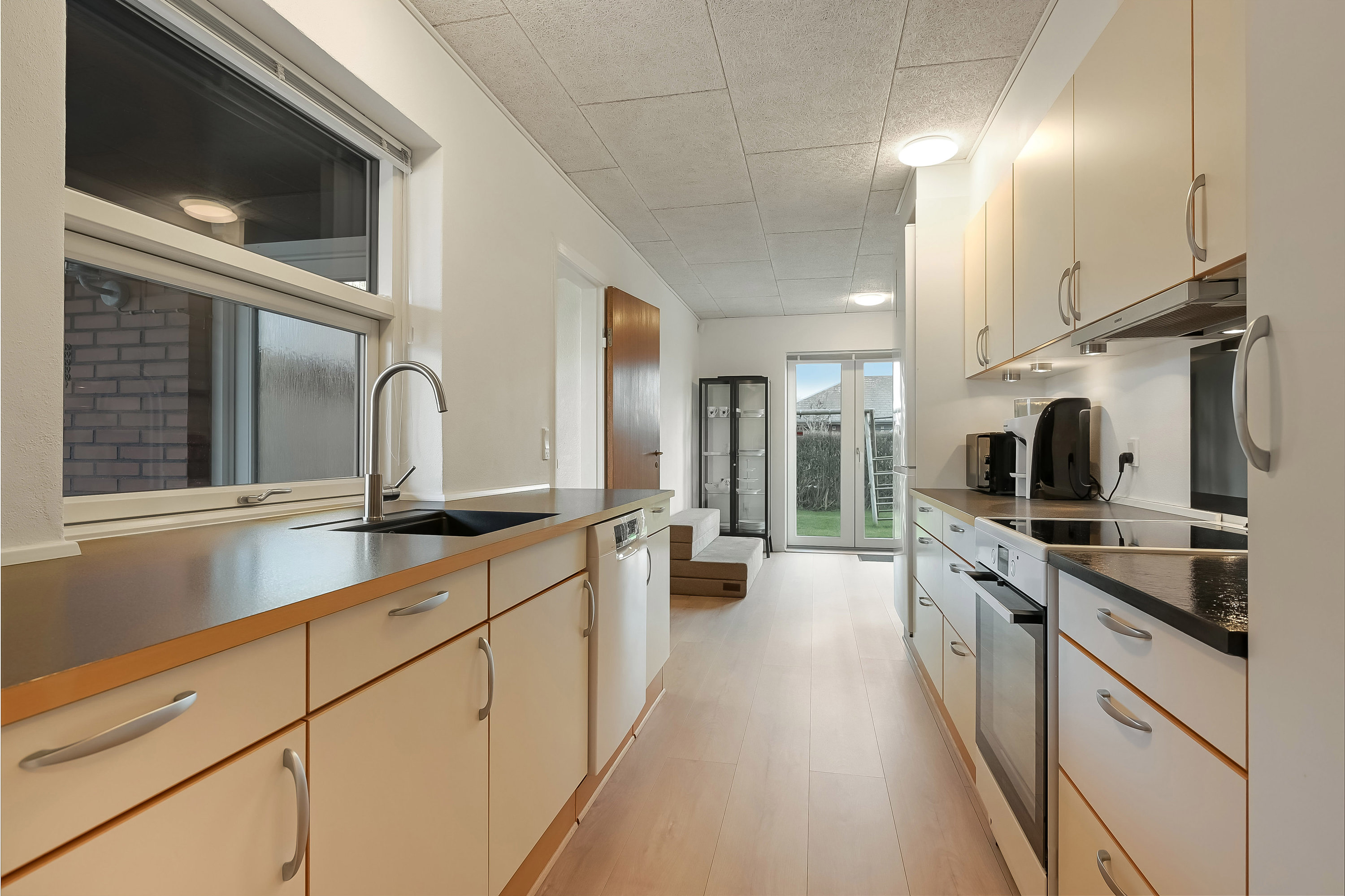 Fremhævet køkken billede i fuldskærmstilstand. Billede af Bogøvej 3, 6710 Esbjerg V