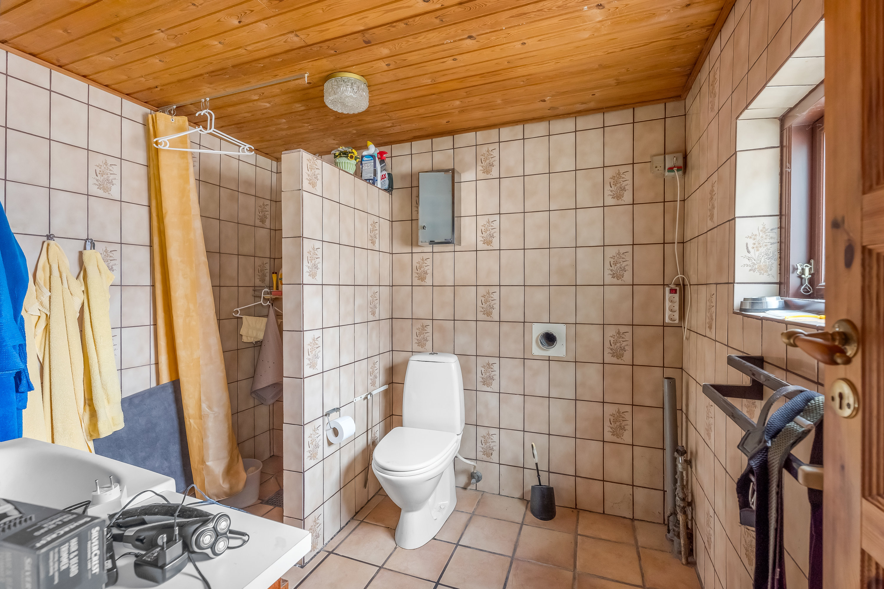 Fremhævet badeværelse billede i fuldskærmstilstand. Billede af Havebyen 9, Hillestolpe, 4960 Holeby