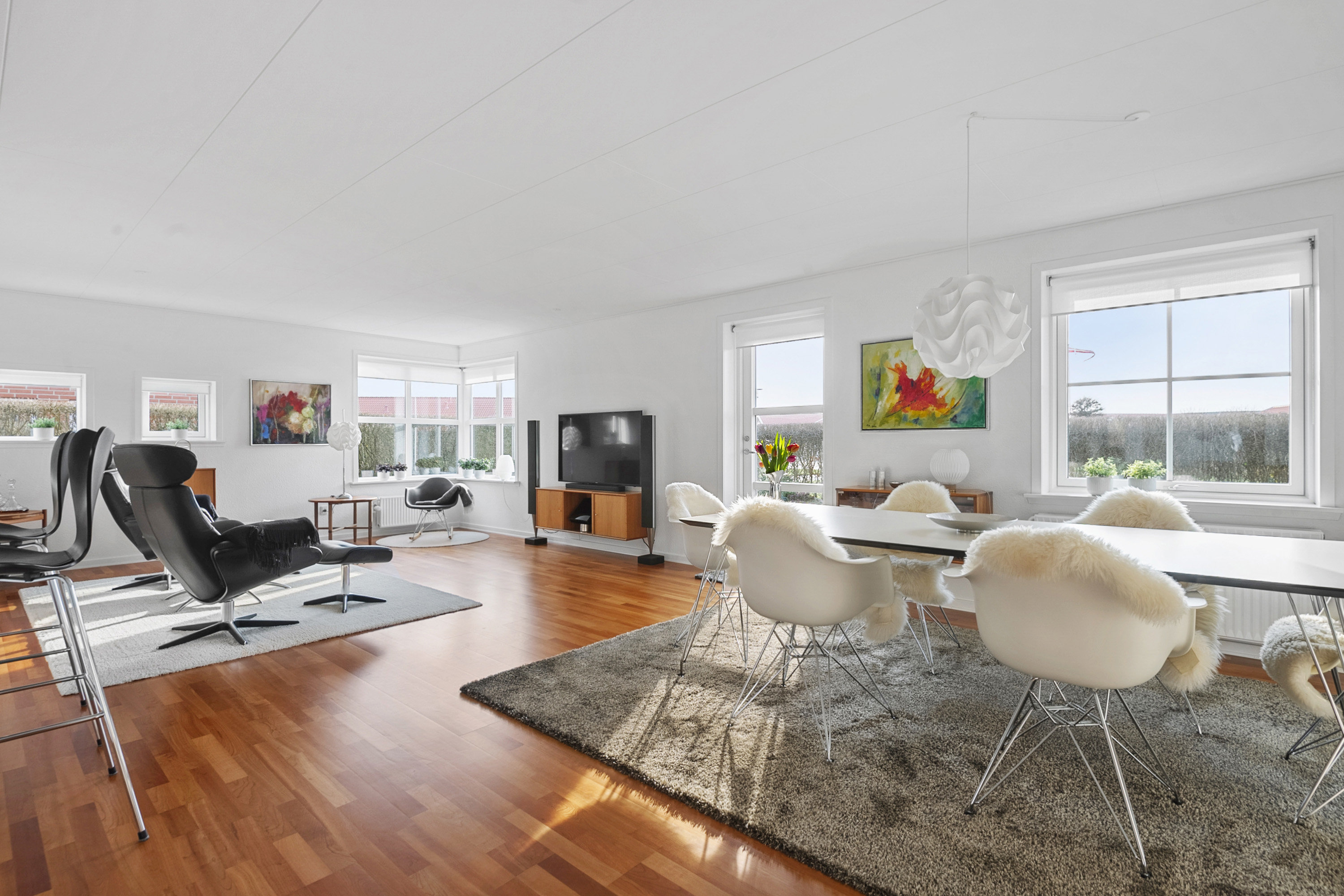 Fremhævet spisestue billede i fuldskærmstilstand. Billede af Pinassen 54, 6710 Esbjerg V