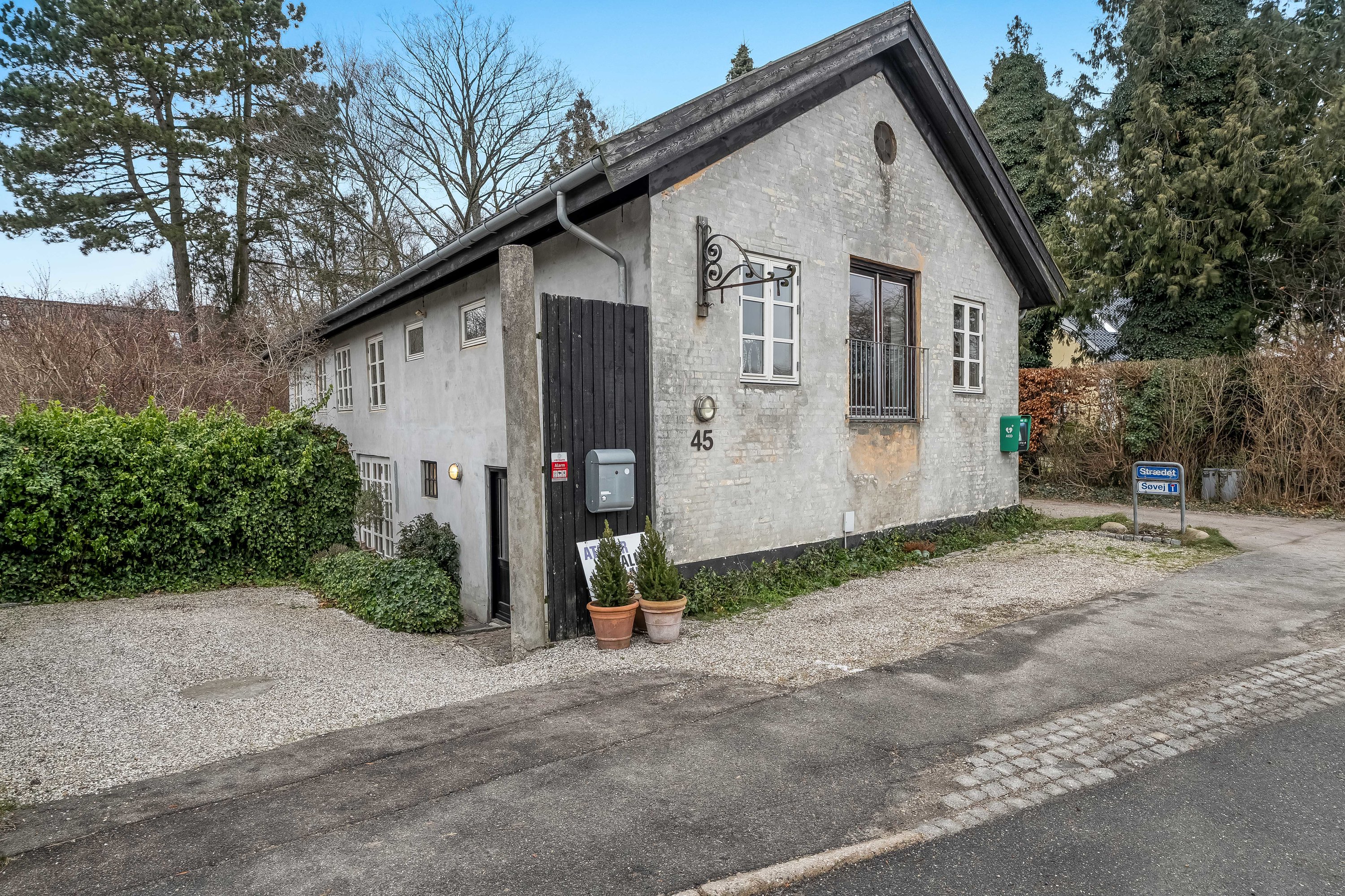 Fremhævet facade billede i fuldskærmstilstand. Billede af Lystrupvej 45, 3550 Slangerup