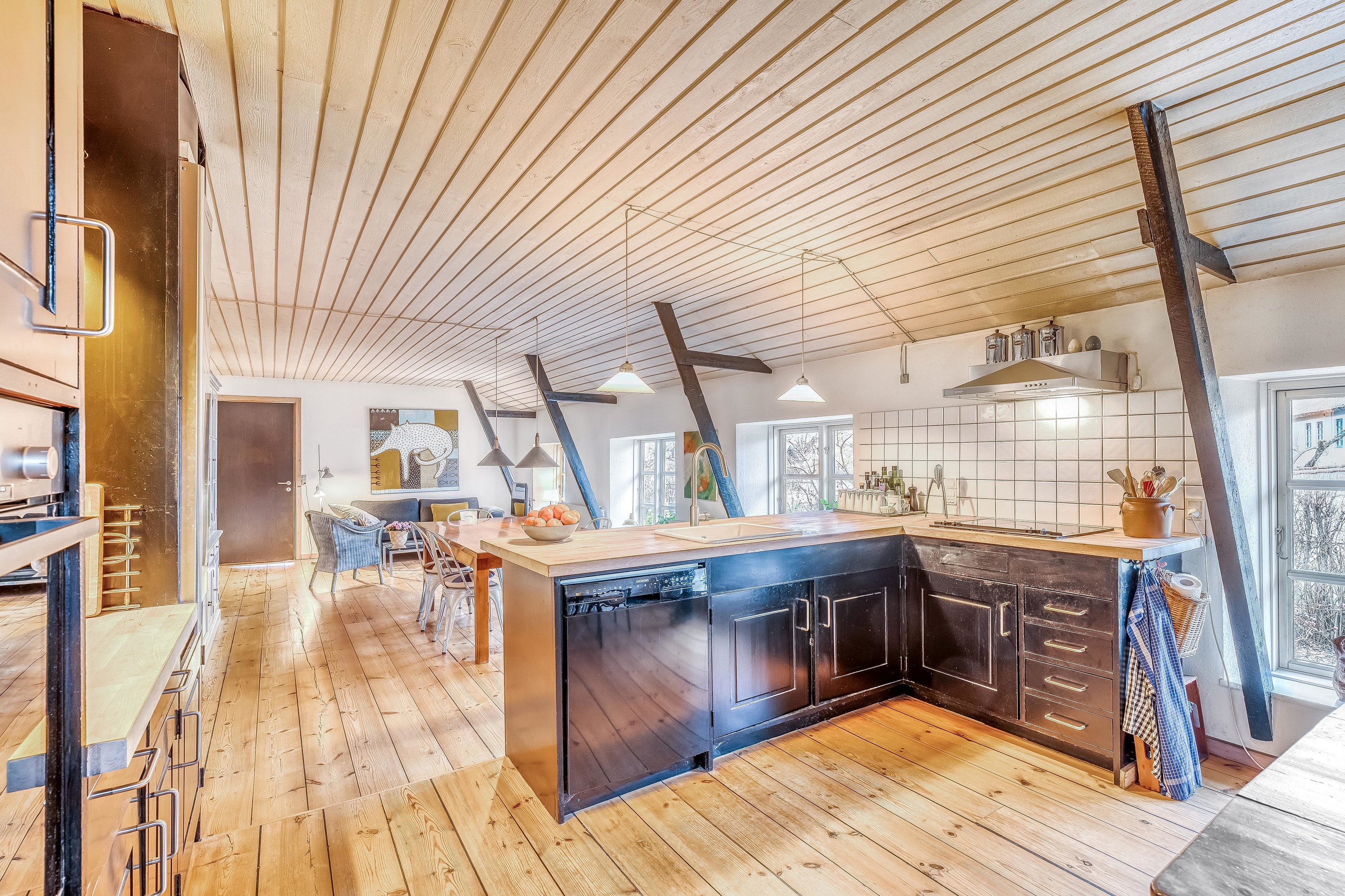 Fremhævet køkken billede i fuldskærmstilstand. Billede af Lystrupvej 45, 3550 Slangerup