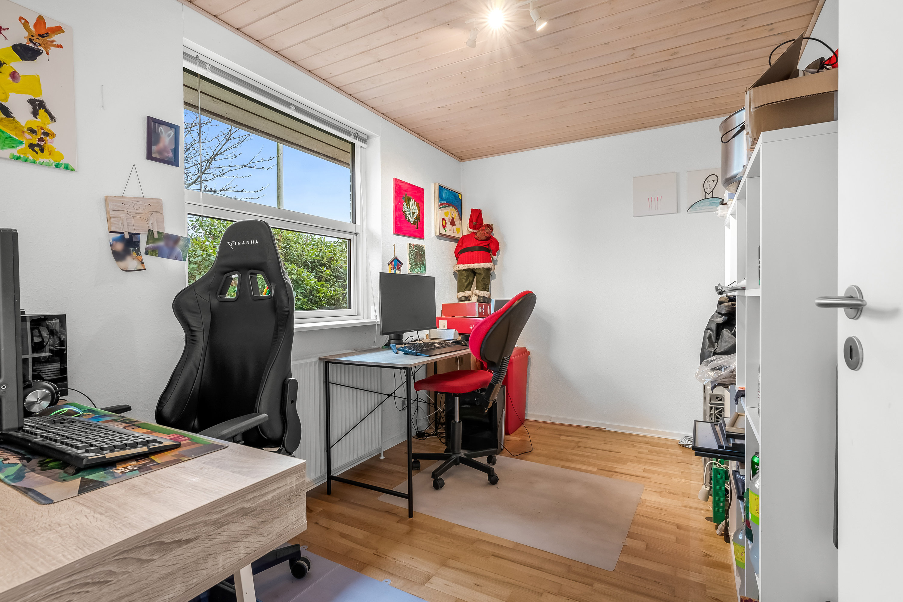 Fremhævet værelse billede i fuldskærmstilstand. Billede af Harald Damtofts Vej 35, Nr Felding, 7500 Holstebro