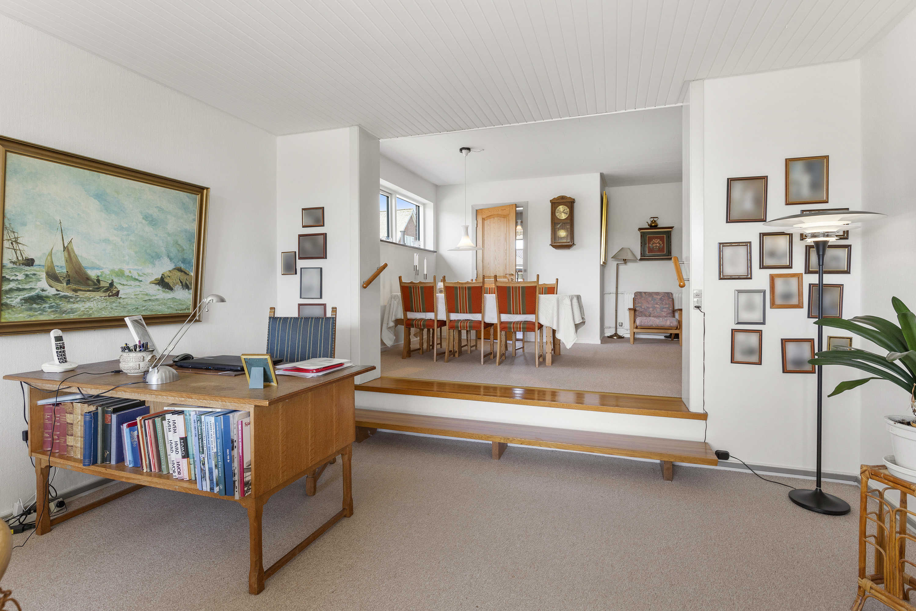 Fremhævet stue billede i fuldskærmstilstand. Billede af Gl Tingvej 27, 9600 Aars