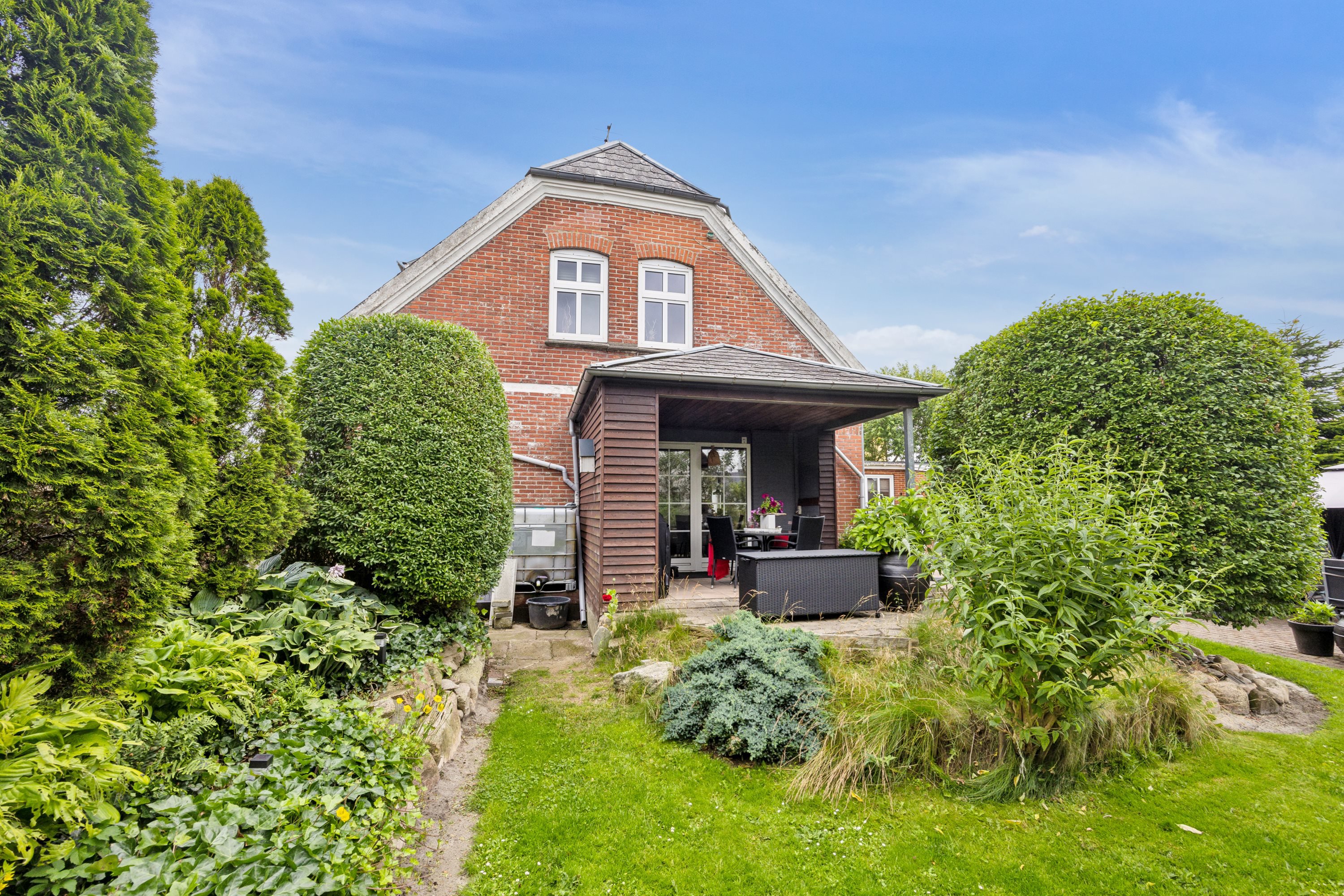 Fremhævet ejendommen billede i fuldskærmstilstand. Billede af Vangsgade 1, 7752 Snedsted