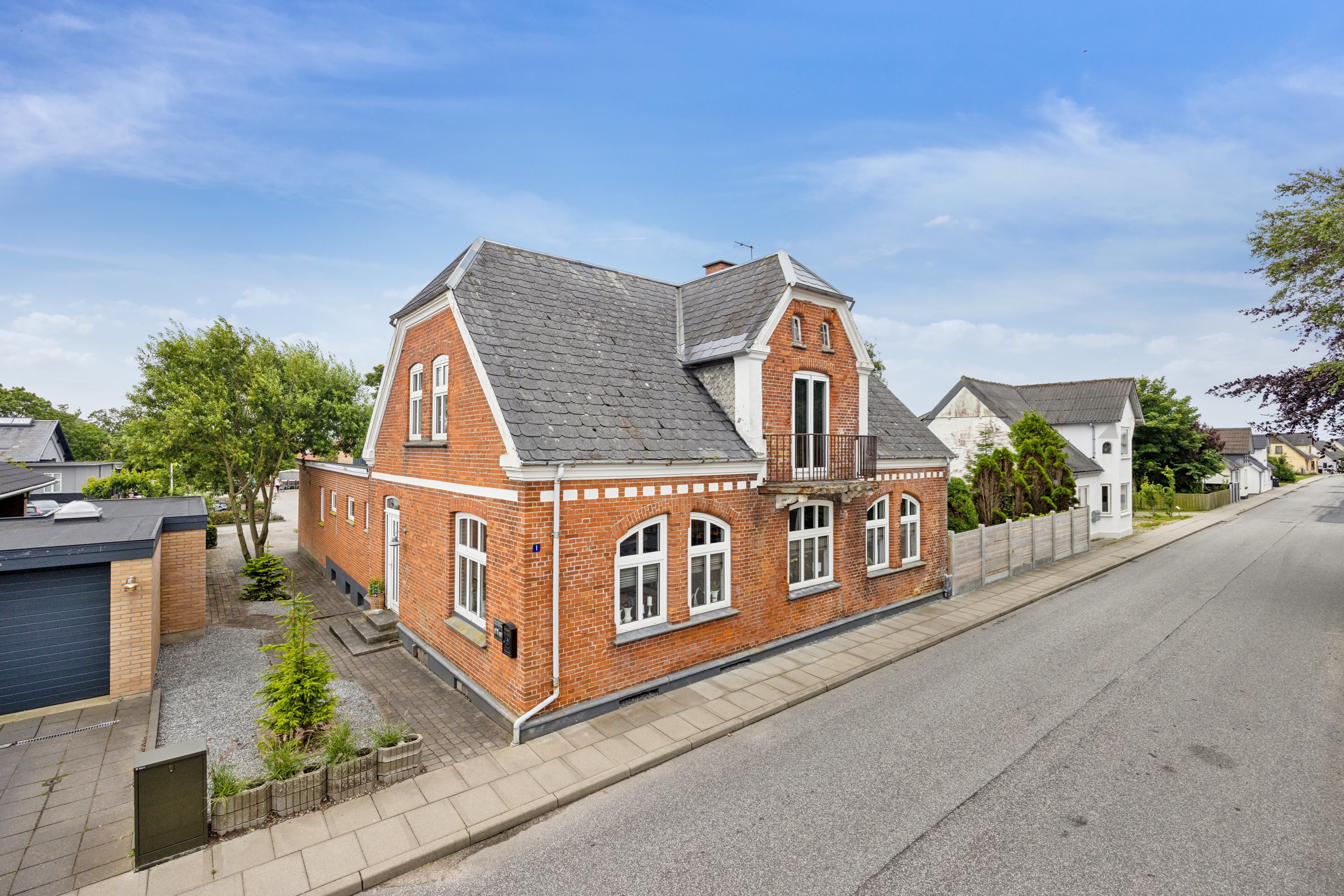 Fremhævet ejendommen billede i fuldskærmstilstand. Billede af Vangsgade 1, 7752 Snedsted