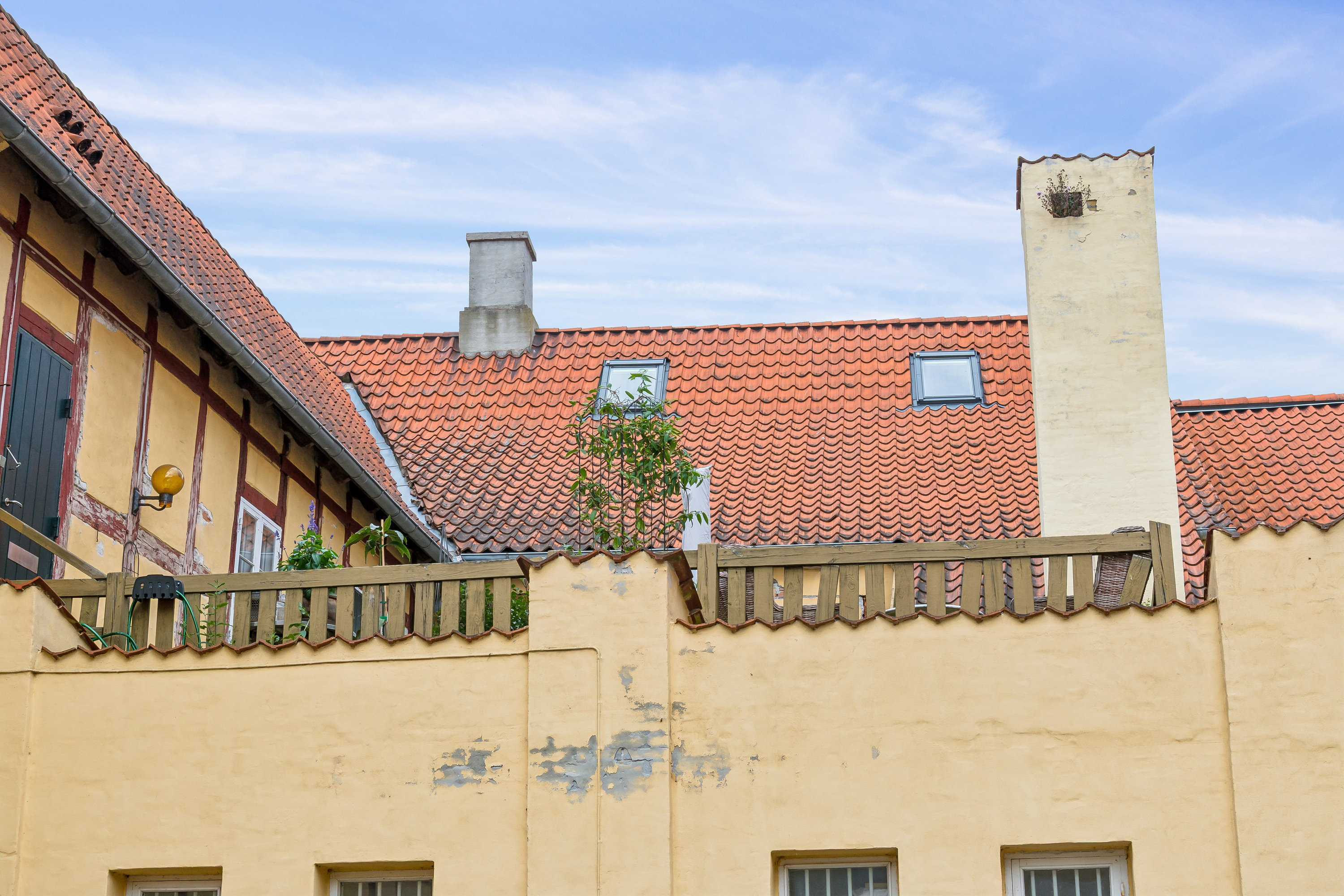 Fremhævet fælles terrassemiljø billede i fuldskærmstilstand. Billede af Stengade 48D, 1., 3000 Helsingør
