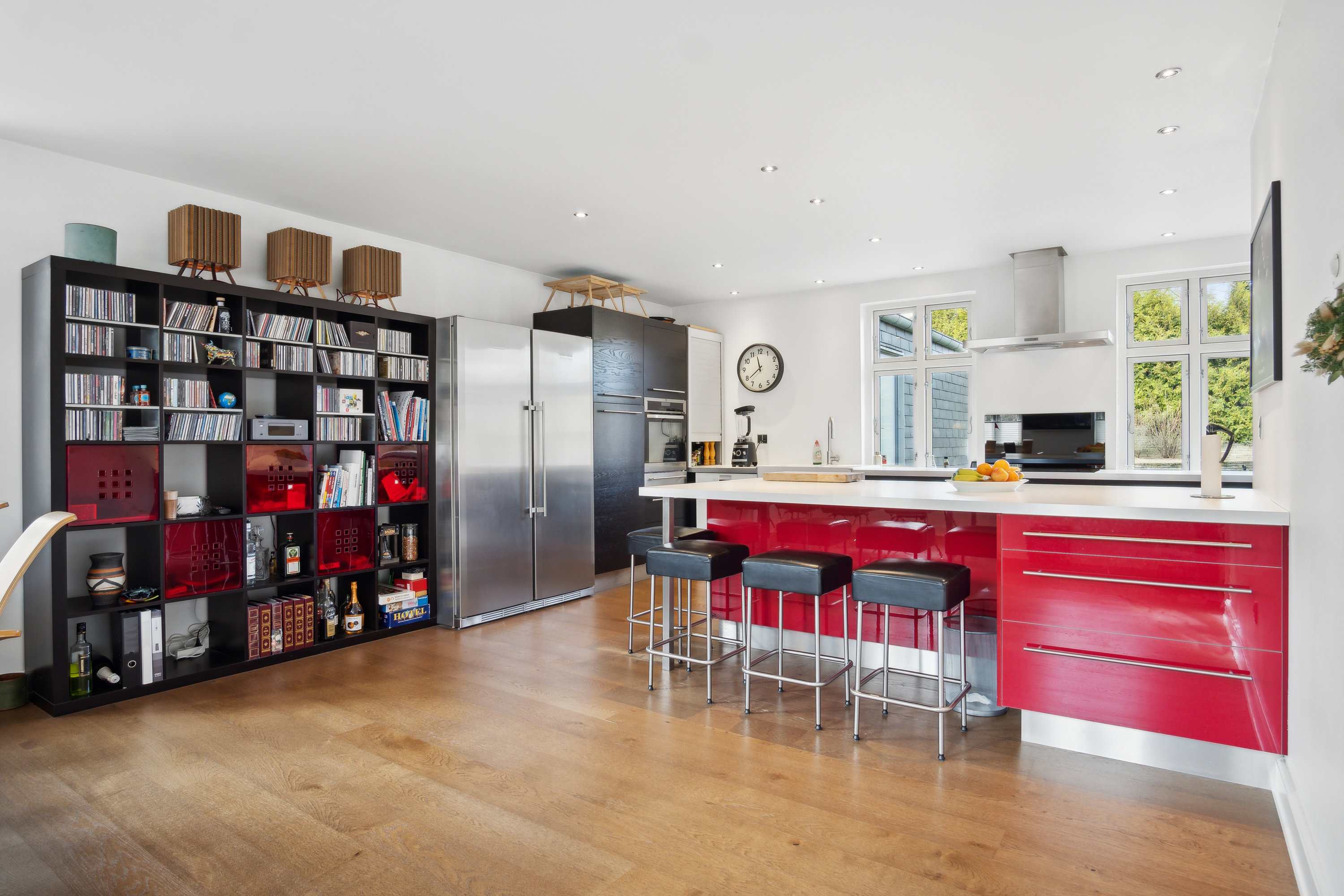 Fremhævet køkken/alrum billede i fuldskærmstilstand. Billede af Vroldvej 22, 8660 Skanderborg