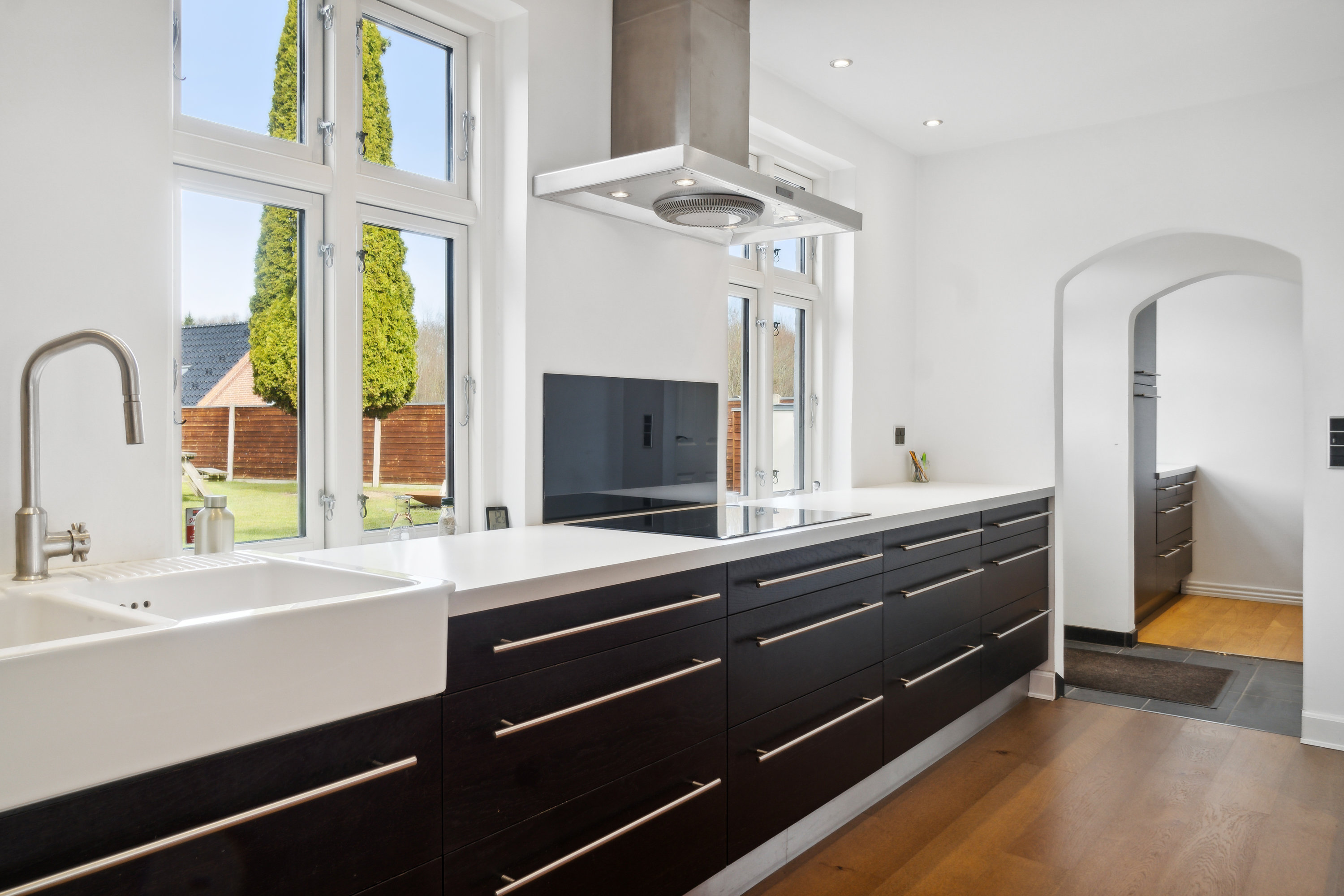 Fremhævet køkken billede i fuldskærmstilstand. Billede af Vroldvej 22, 8660 Skanderborg