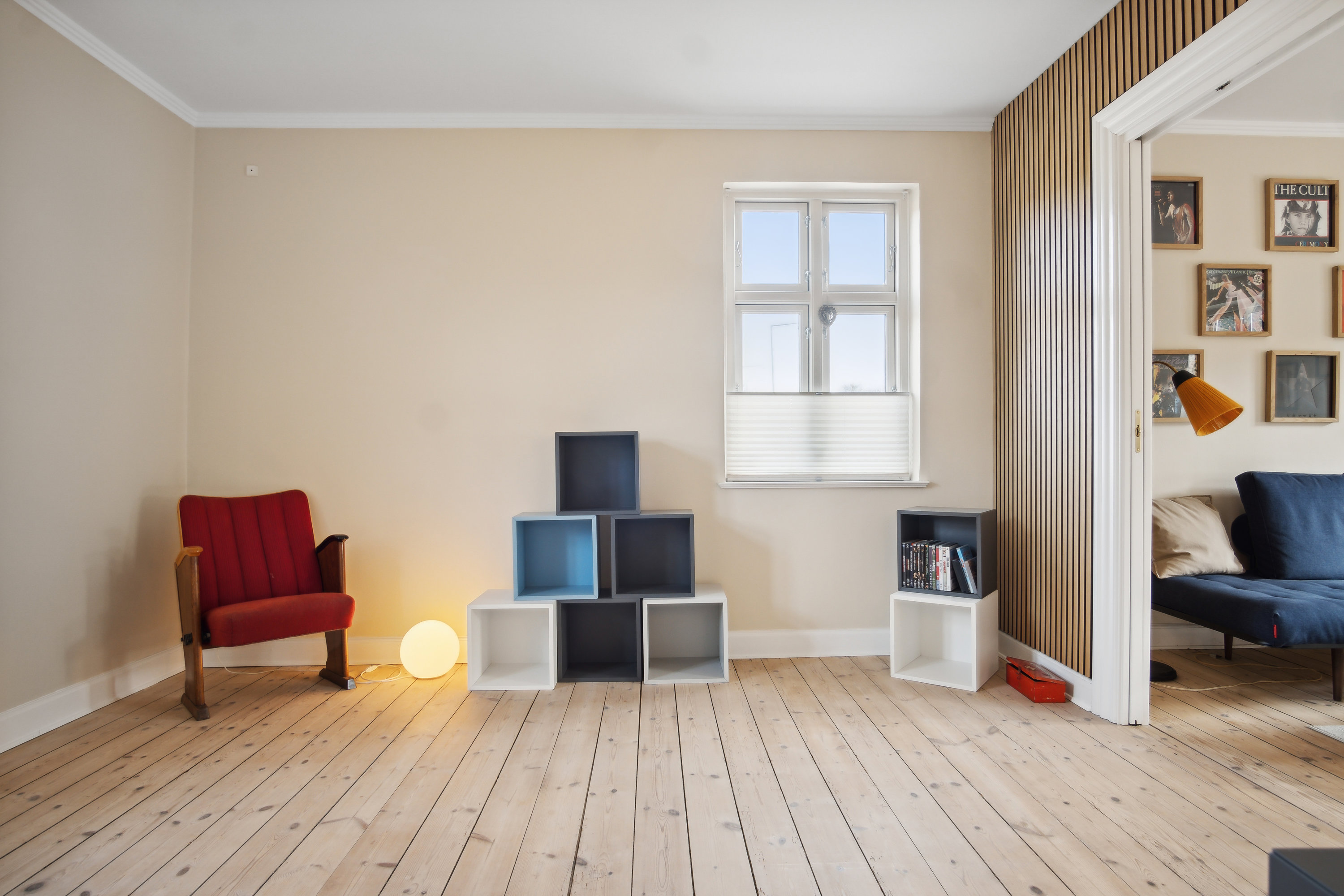 Fremhævet stue billede i fuldskærmstilstand. Billede af Vroldvej 22, 8660 Skanderborg