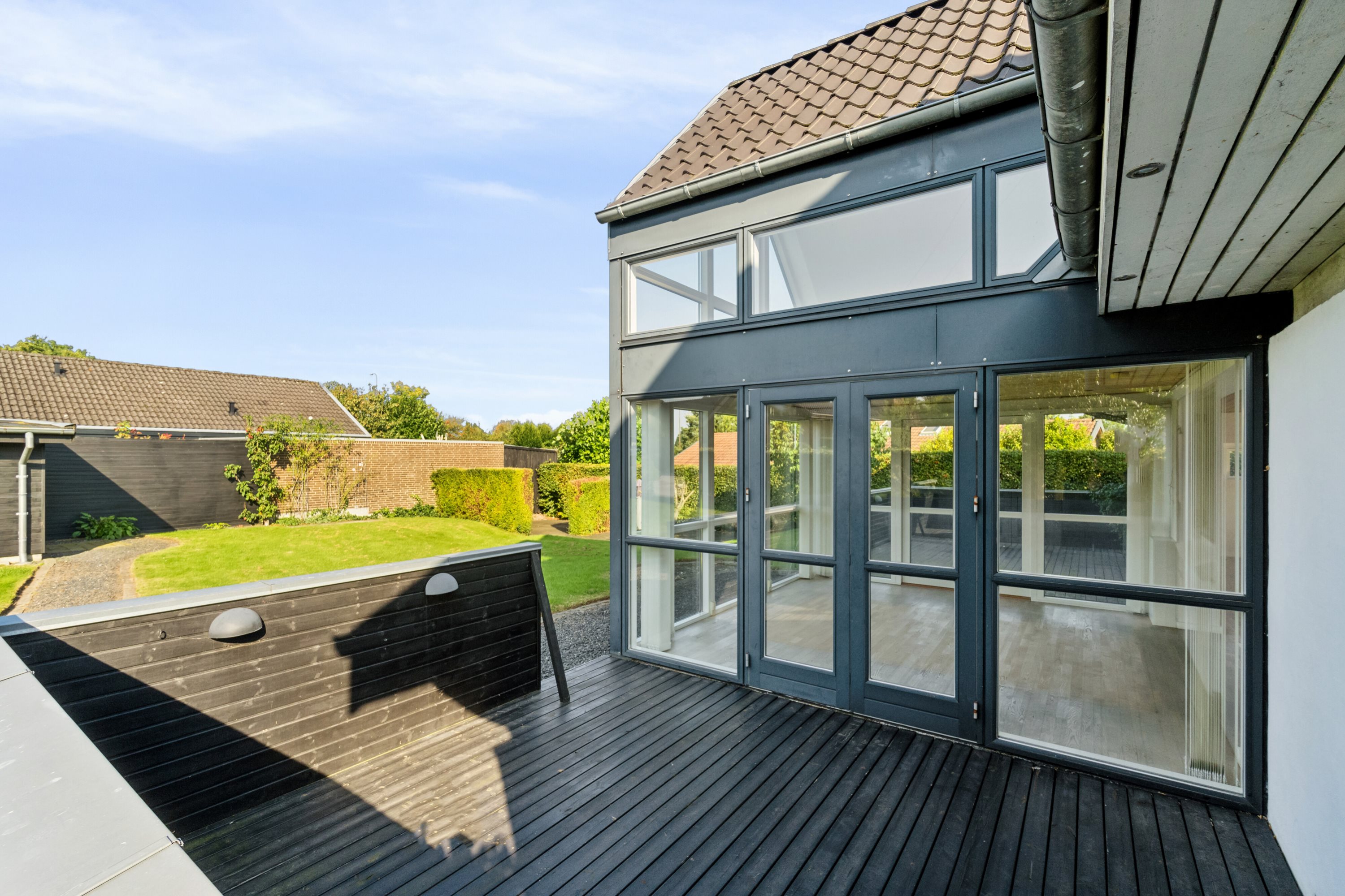 Fremhævet set fra vejen billede i fuldskærmstilstand. Billede af Søsterhøjvej 9, Skåde, 8270 Højbjerg