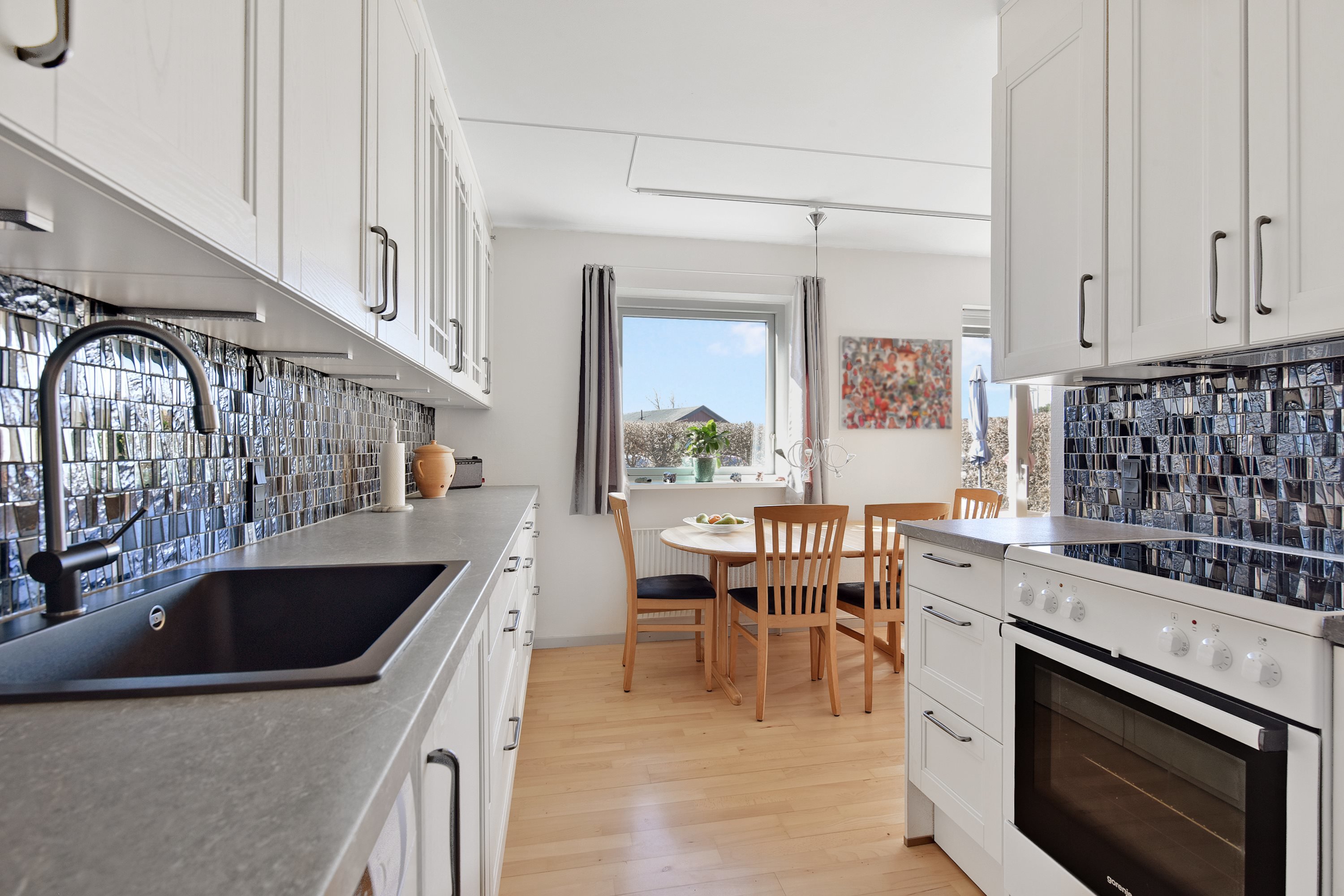 Fremhævet  billede i fuldskærmstilstand. Billede af Morbærhegnet 39, 2670 Greve