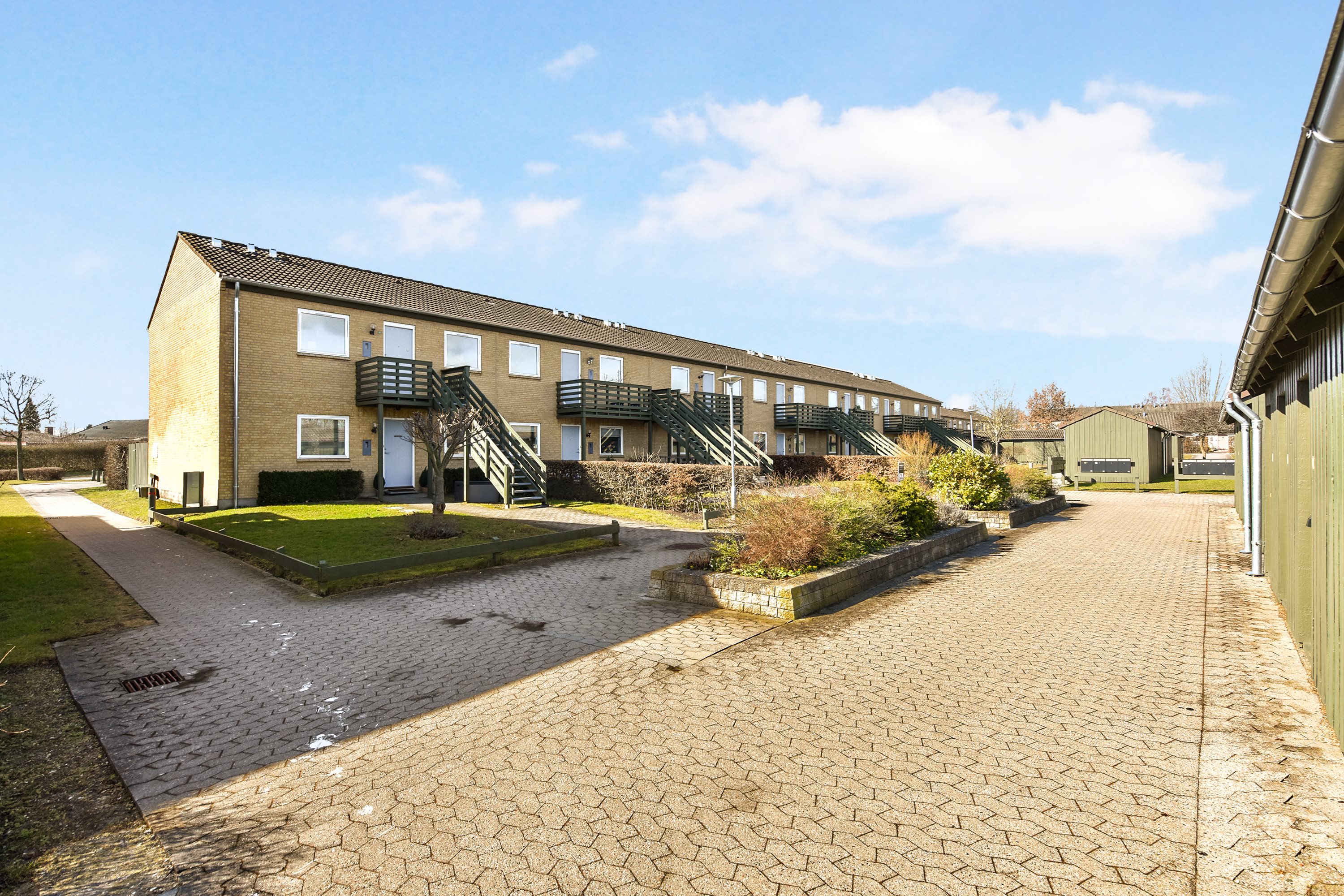 Fremhævet  billede i fuldskærmstilstand. Billede af Morbærhegnet 39, 2670 Greve