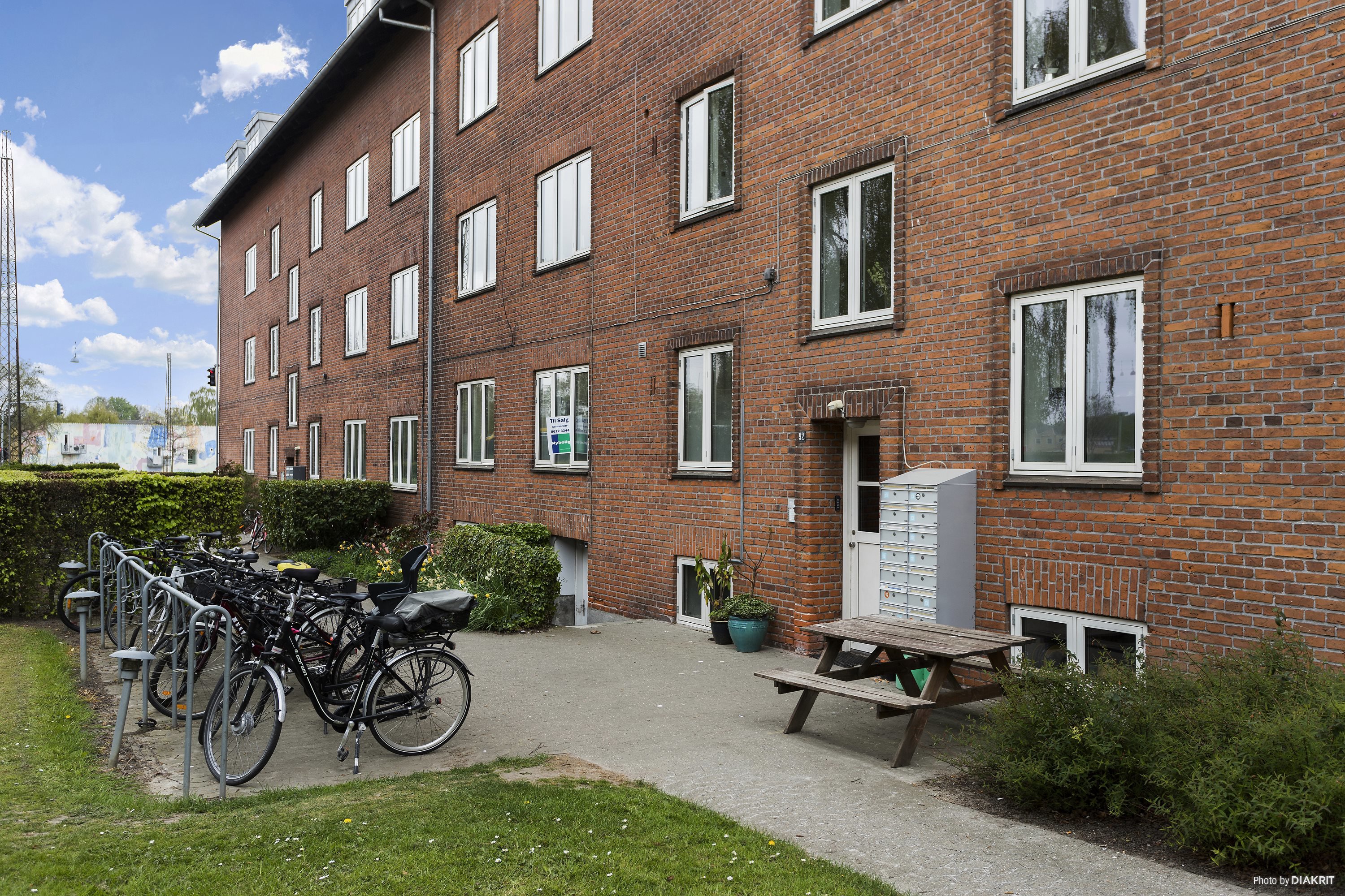 Fremhævet  billede i fuldskærmstilstand. Billede af Skanderborgvej 92, 2. 2., 8000 Aarhus C