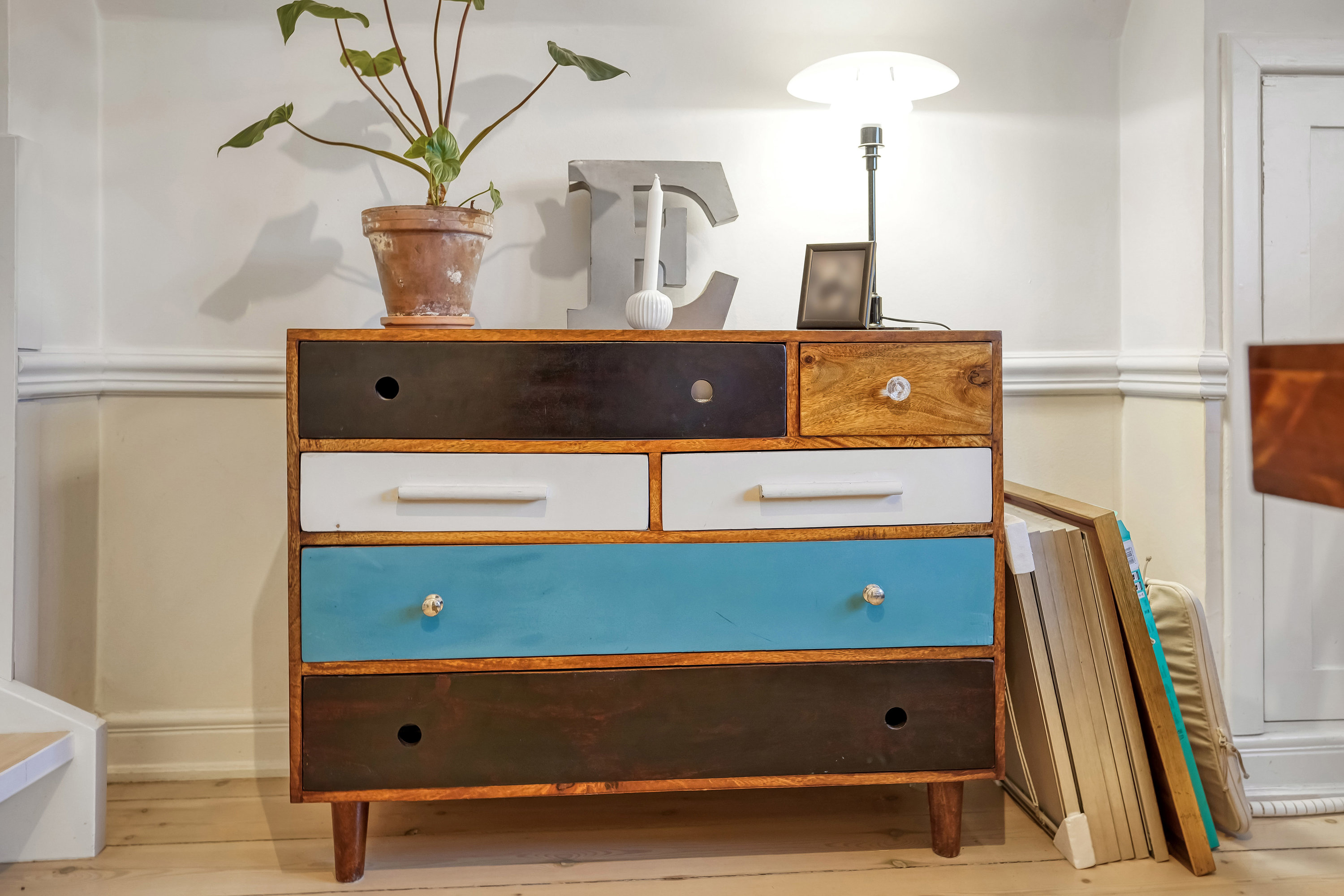 Fremhævet stue billede i fuldskærmstilstand. Billede af Læssøegade 169, 5230 Odense M