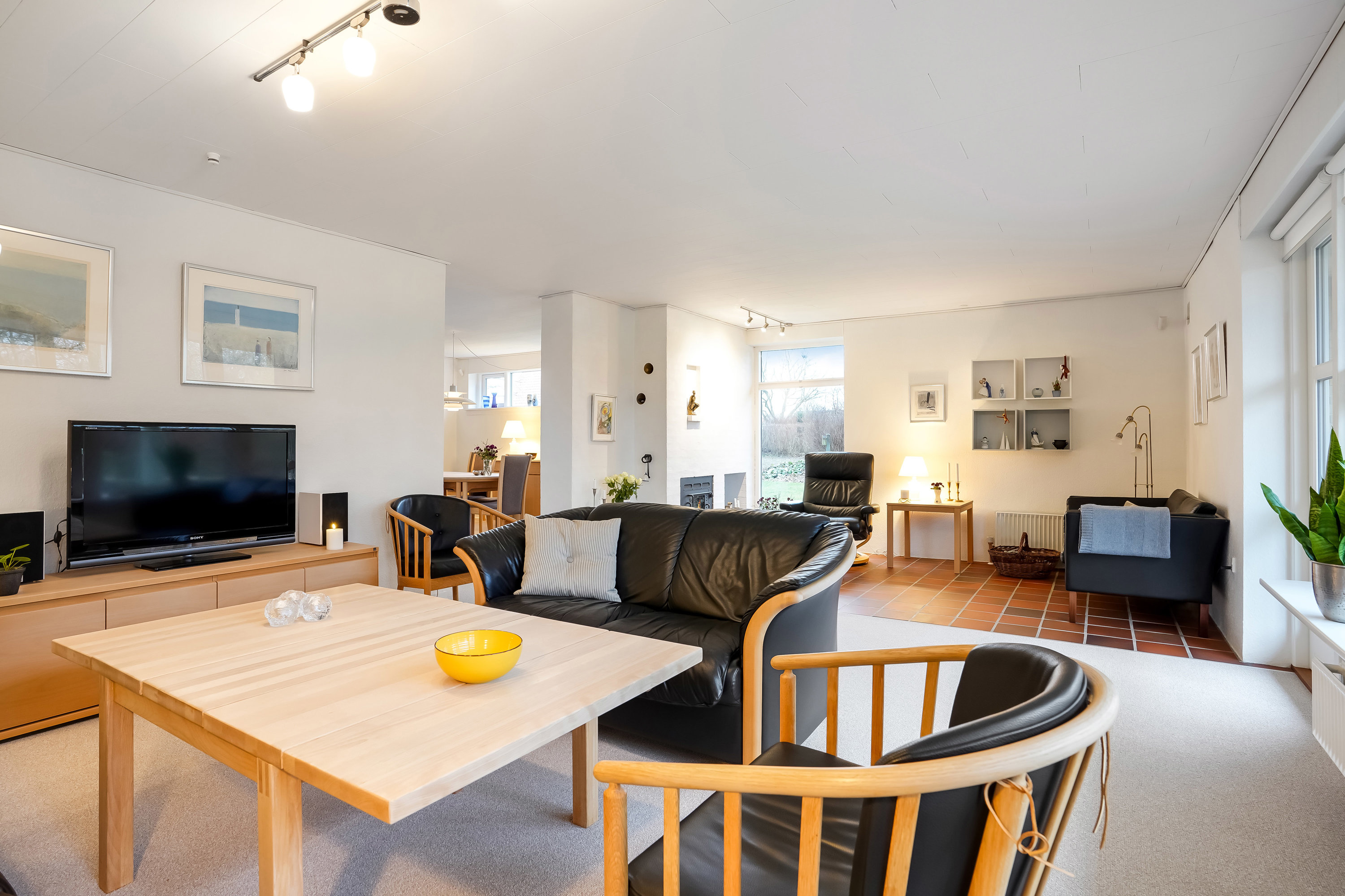 Fremhævet stue billede i fuldskærmstilstand. Billede af Højager 78, 7300 Jelling