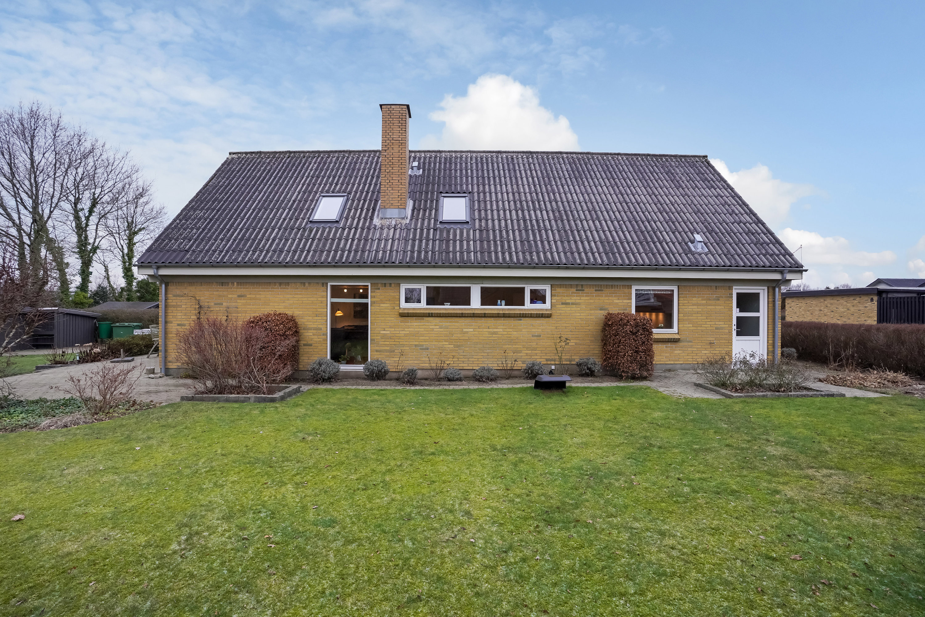 Fremhævet ejendommen billede i fuldskærmstilstand. Billede af Højager 78, 7300 Jelling