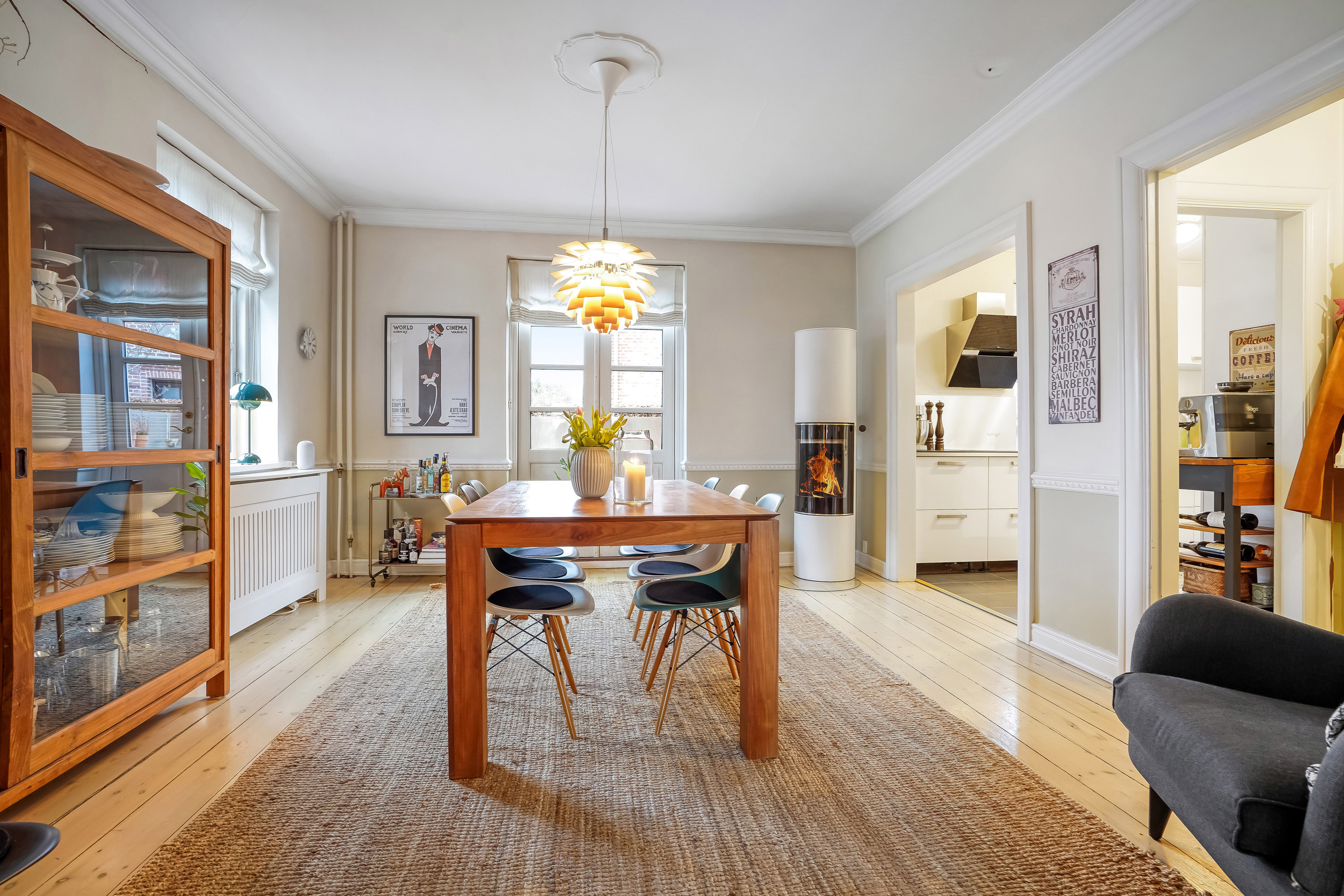 Miniaturebillede 2: stue. Billede af Læssøegade 169, 5230 Odense M