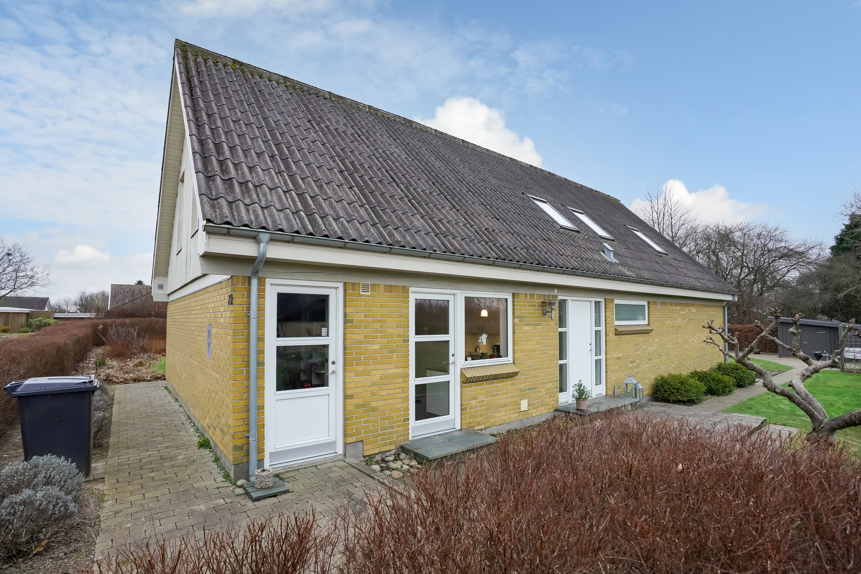 Fremhævet ejendommen billede i fuldskærmstilstand. Billede af Højager 78, 7300 Jelling