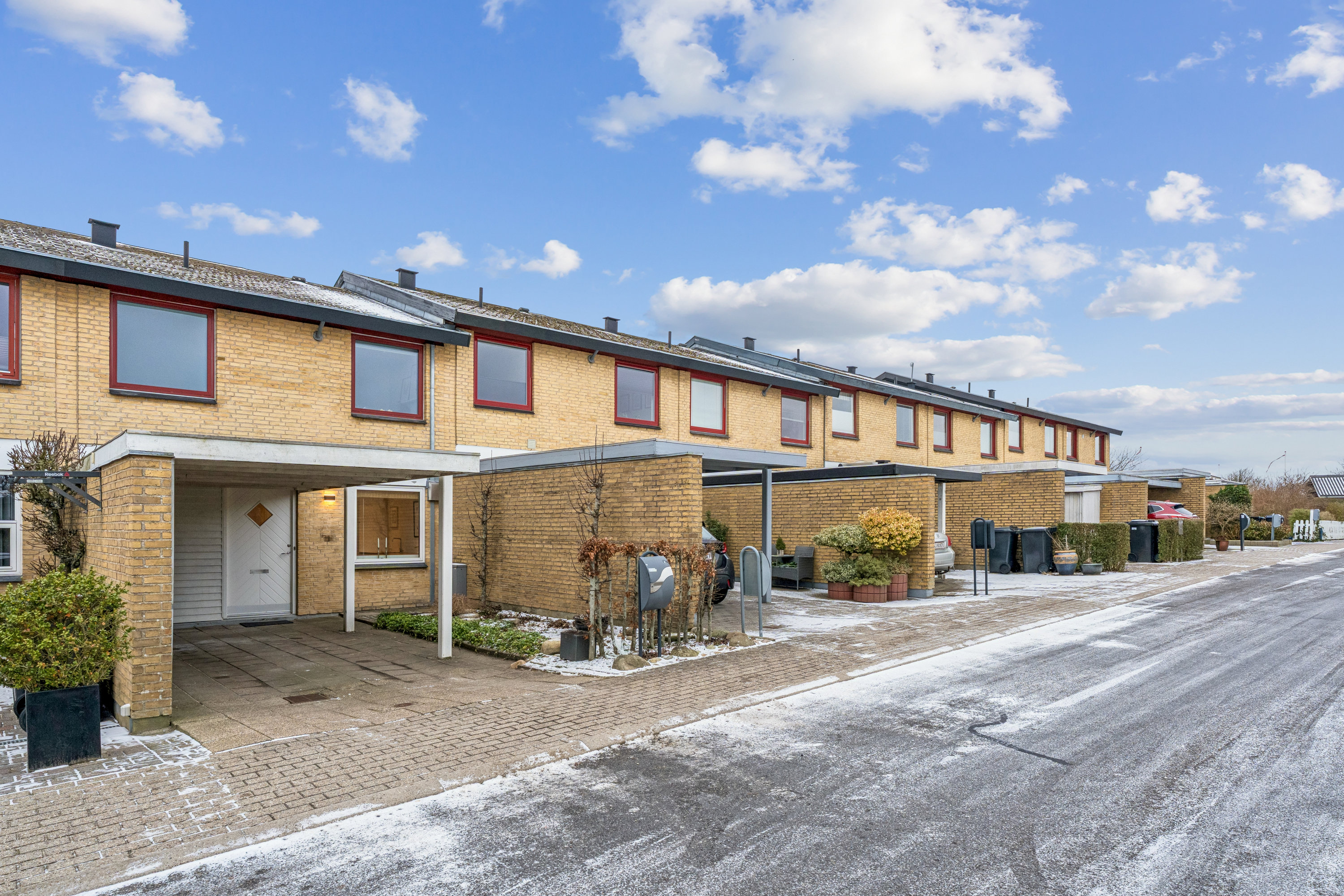 Fremhævet andet billede i fuldskærmstilstand. Billede af Godske Lindenovs Vej 85, Gug, 9210 Aalborg SØ