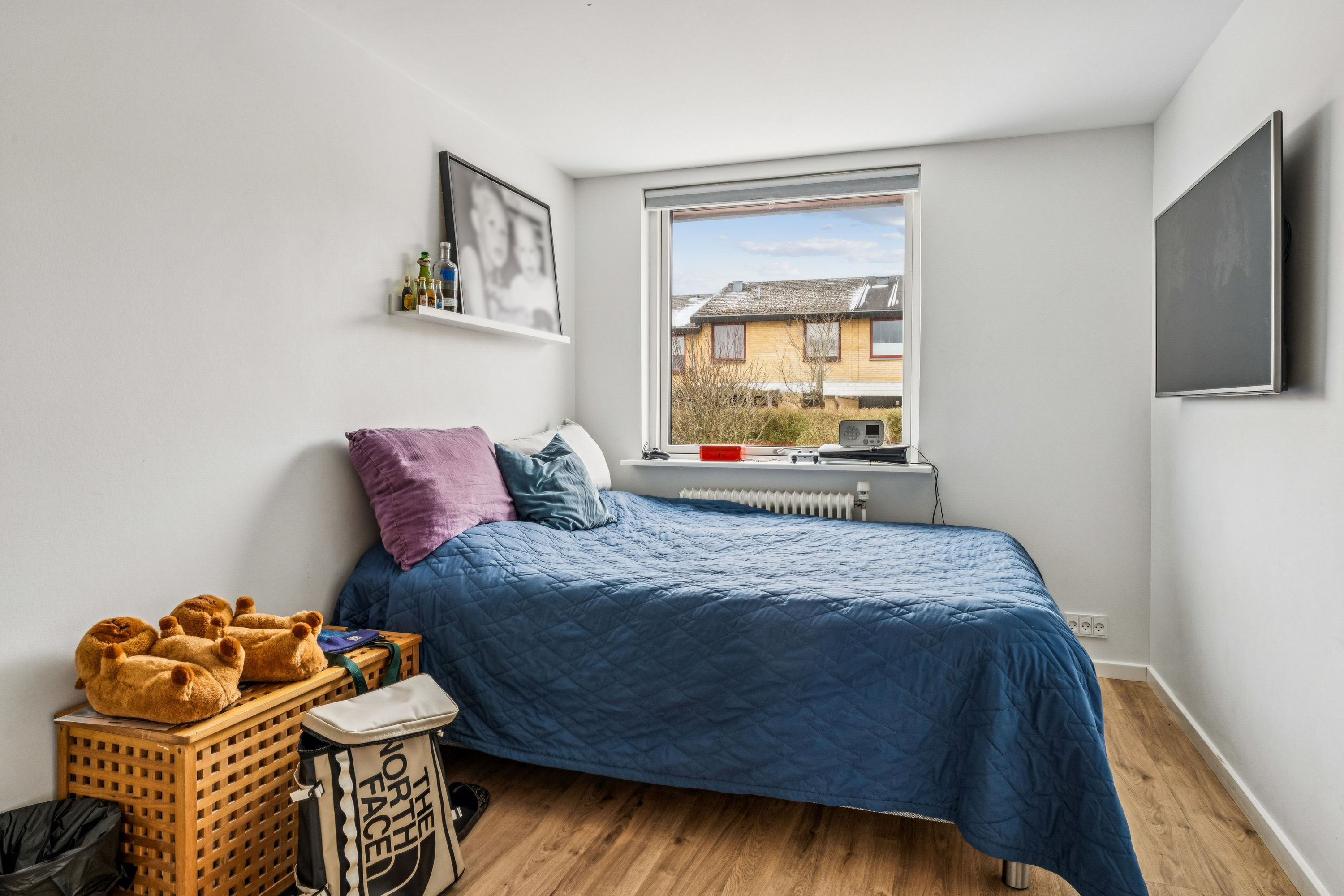 Fremhævet værelse billede i fuldskærmstilstand. Billede af Godske Lindenovs Vej 85, Gug, 9210 Aalborg SØ