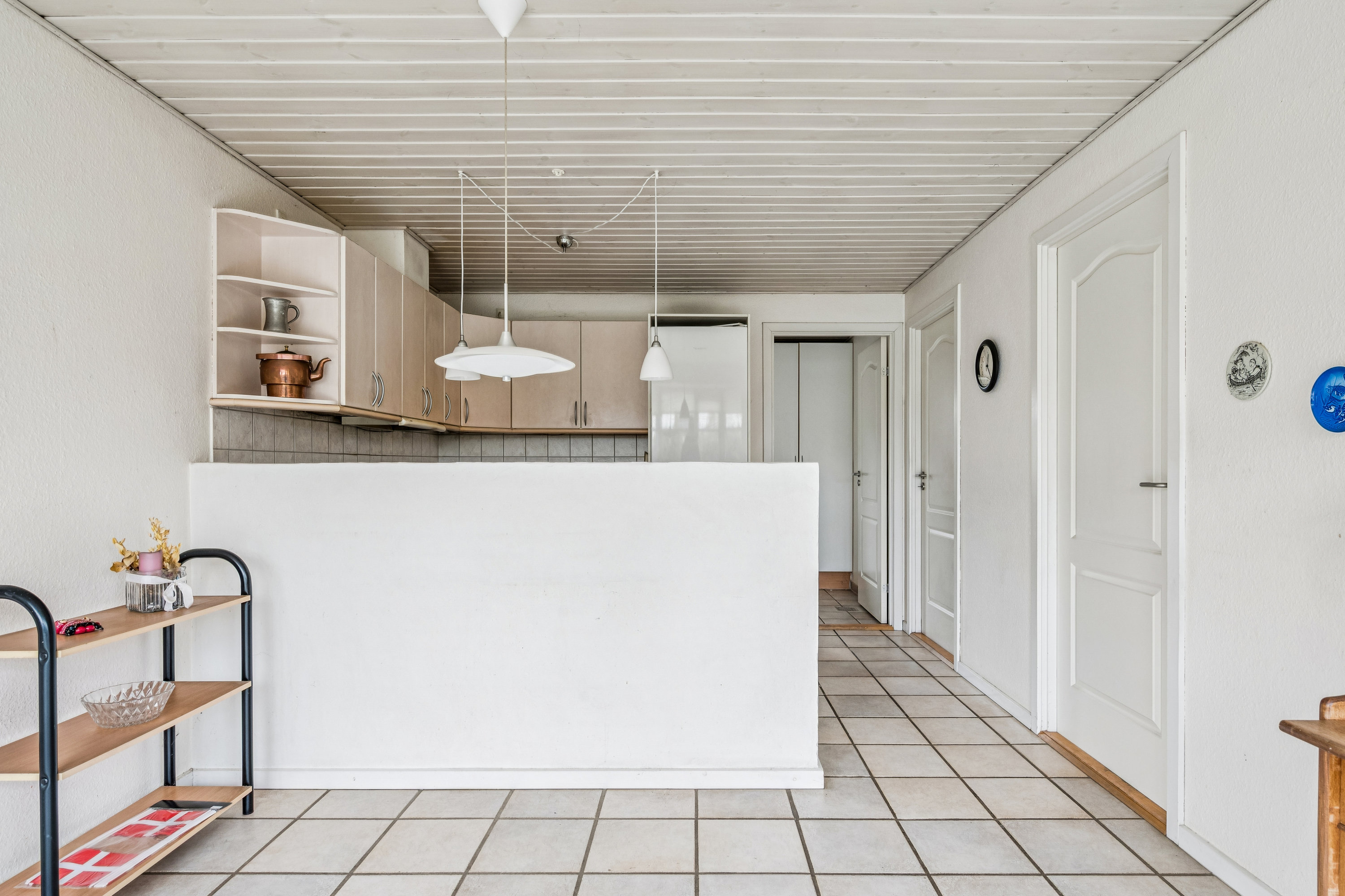 Miniaturebillede 1: køkken. Billede af Bondagervej 6A, Foldby, 8382 Hinnerup