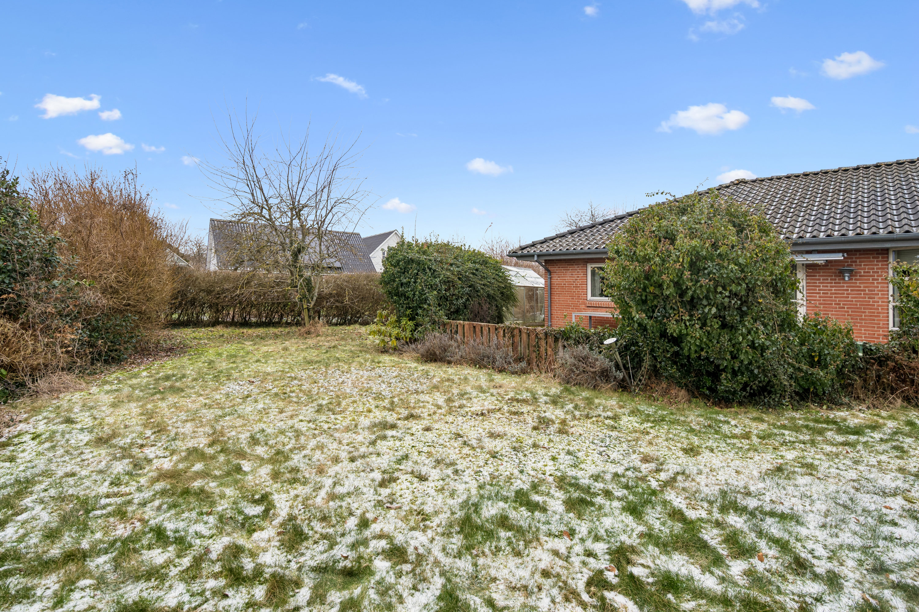 Fremhævet have billede i fuldskærmstilstand. Billede af Bondagervej 6A, Foldby, 8382 Hinnerup