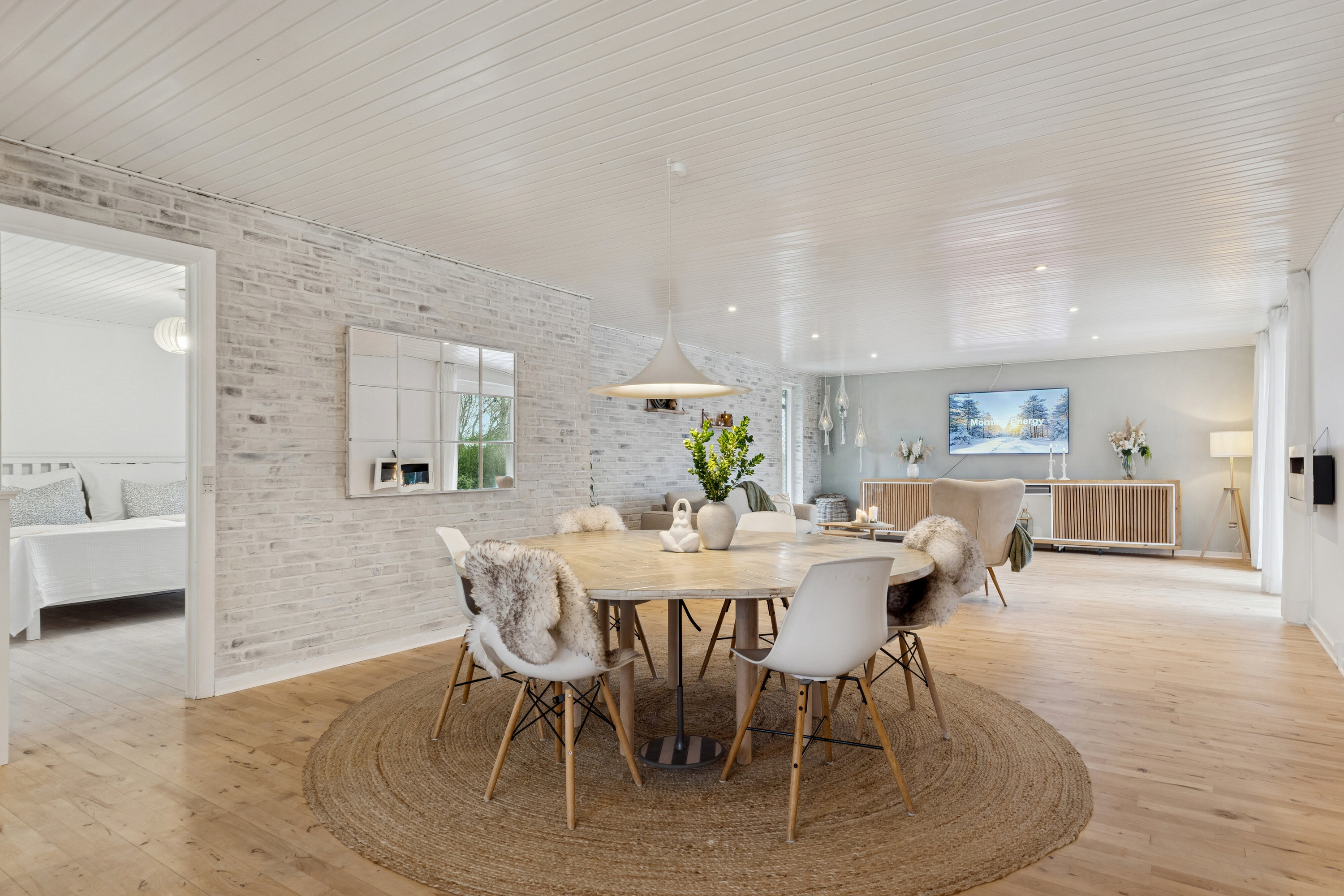 Fremhævet spisestue billede i fuldskærmstilstand. Billede af Taskebjergvej 21, Nørskovlund, 8620 Kjellerup