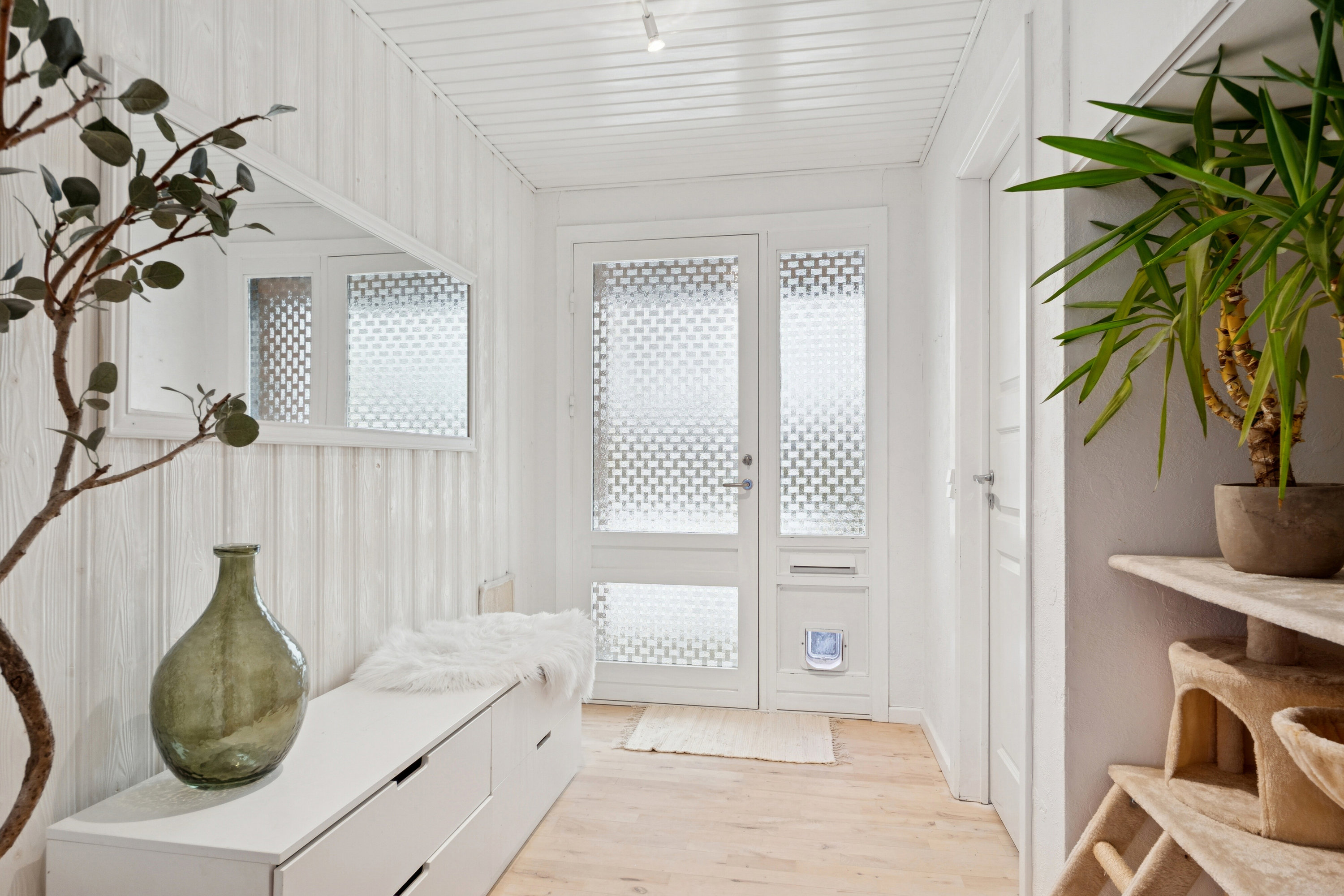 Fremhævet hall billede i fuldskærmstilstand. Billede af Taskebjergvej 21, Nørskovlund, 8620 Kjellerup