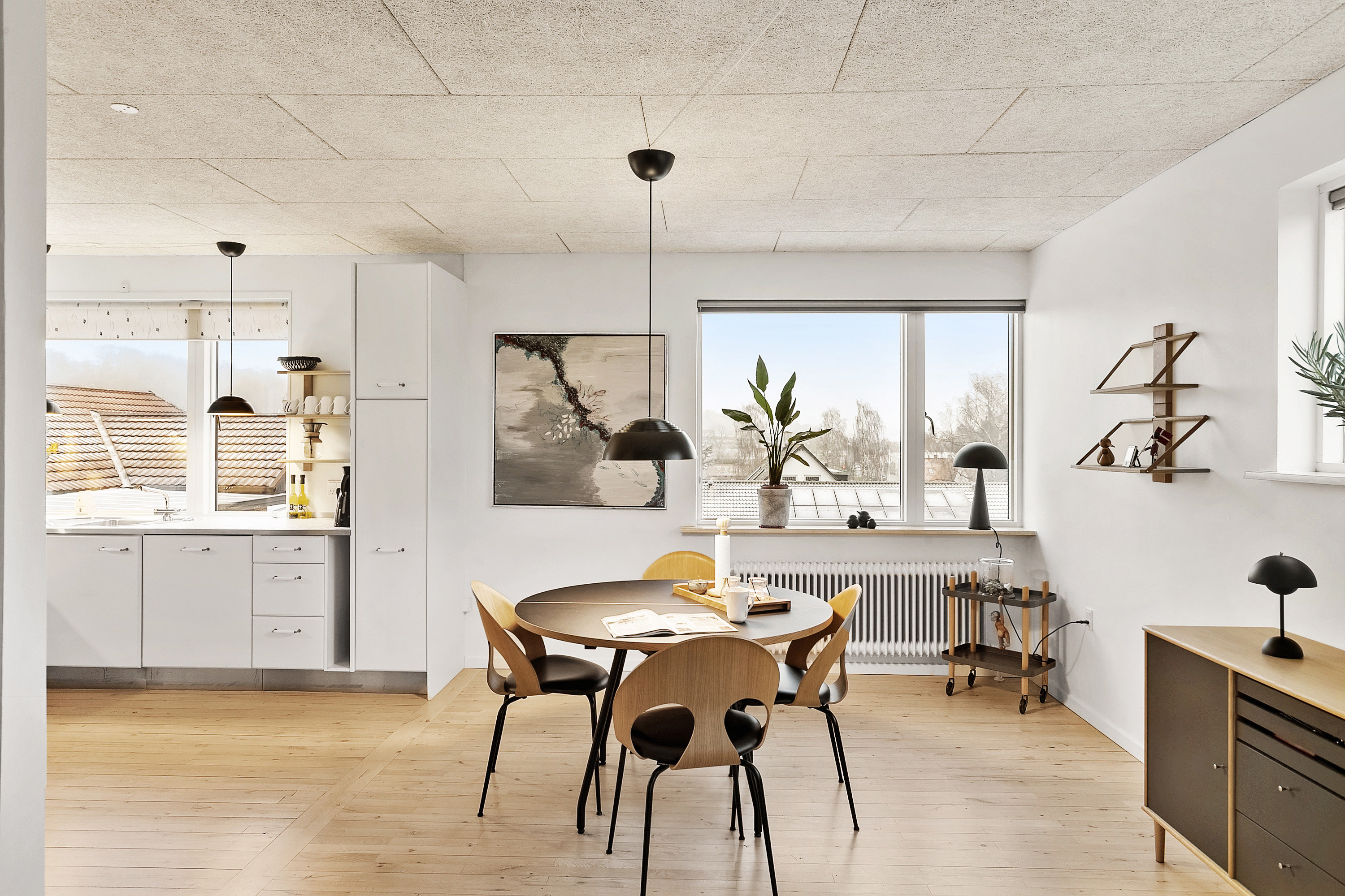 Fremhævet køkken billede i fuldskærmstilstand. Billede af Løgumklostervej 168, 6200 Aabenraa