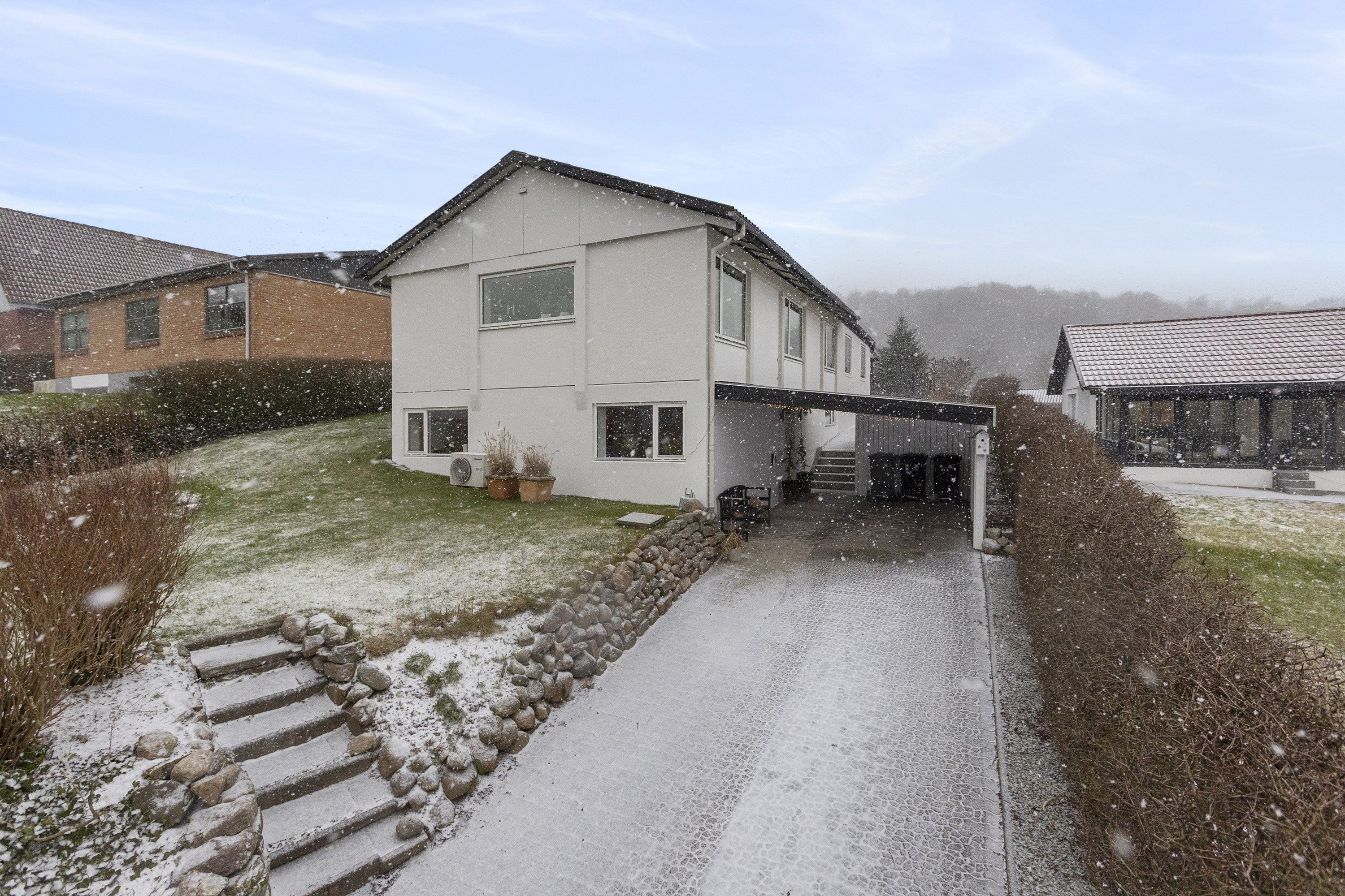 Fremhævet ejendommen billede i fuldskærmstilstand. Billede af Løgumklostervej 168, 6200 Aabenraa