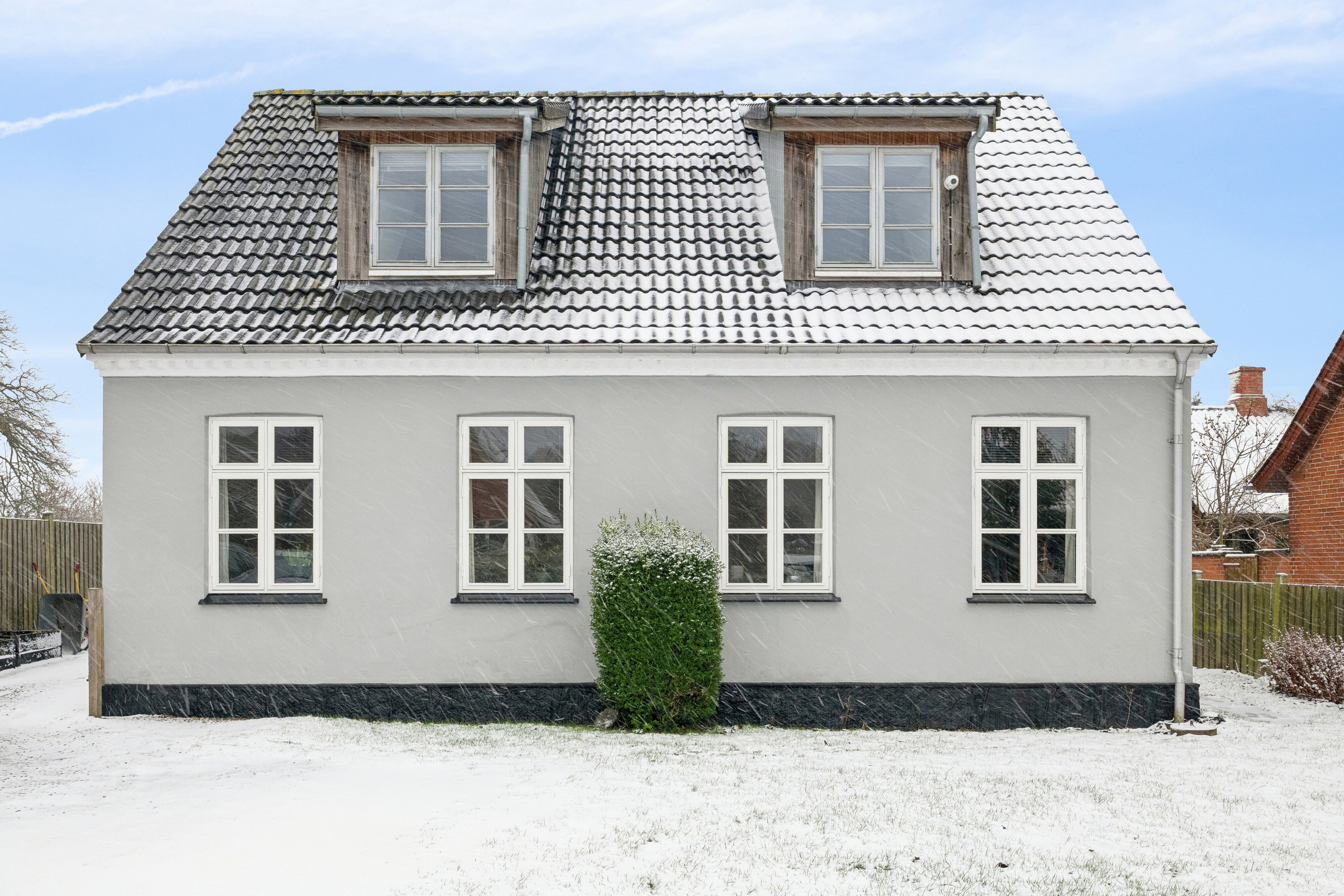 Villa: Set fra vejen på Guldborgvej 282, Guldborg, 4862 Guldborg