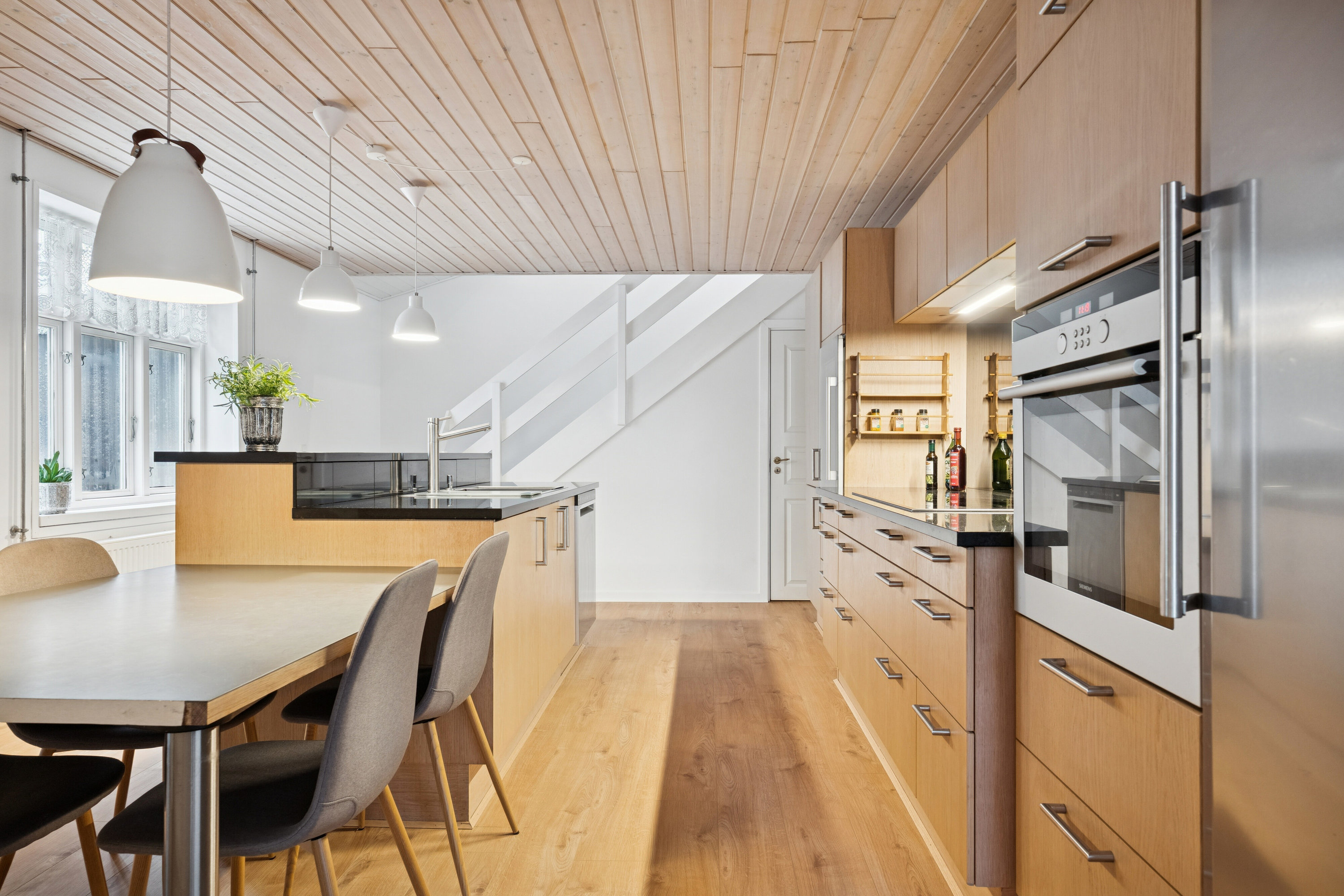 Fremhævet køkken billede i fuldskærmstilstand. Billede af Guldborgvej 282, Guldborg, 4862 Guldborg