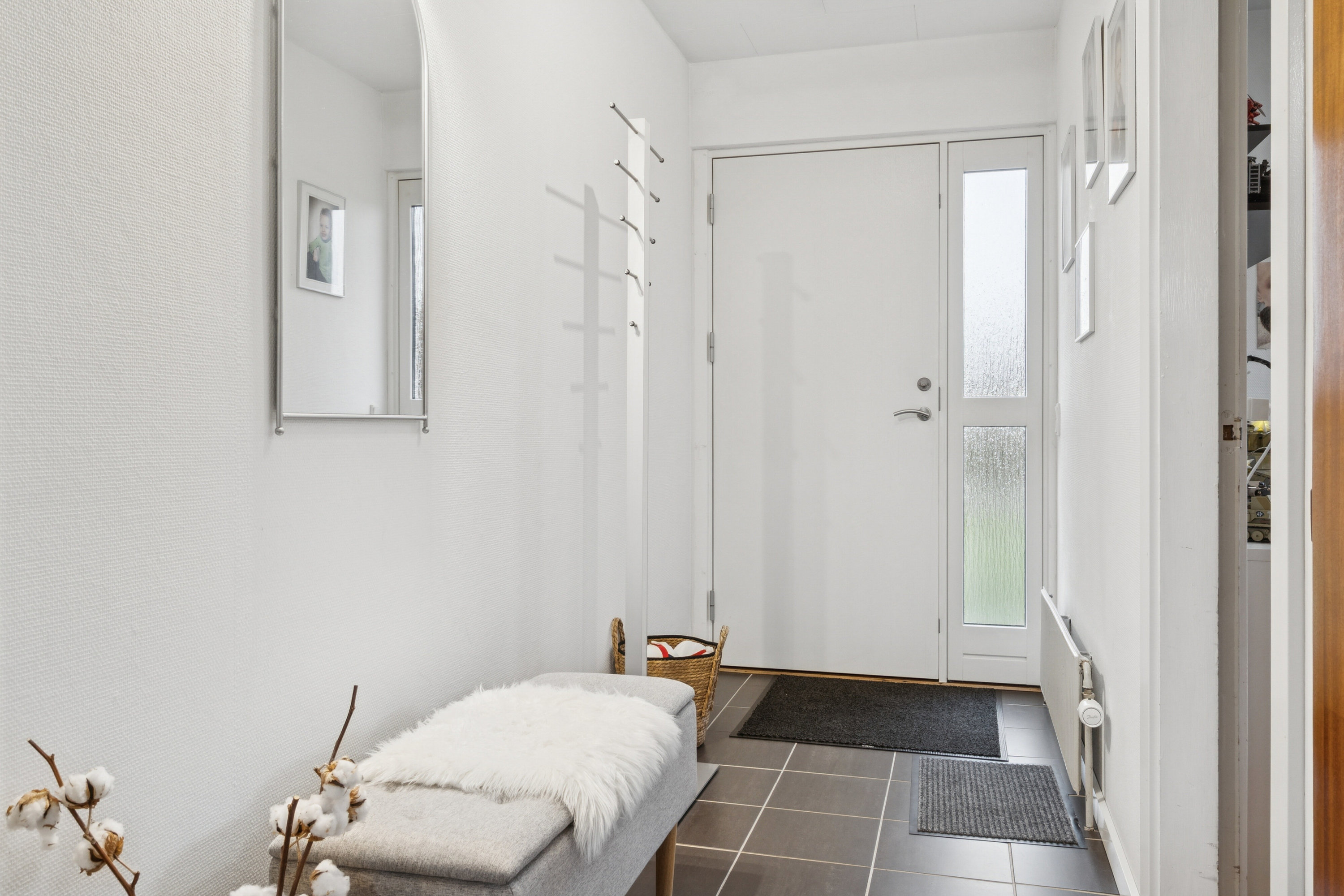 Fremhævet gang billede i fuldskærmstilstand. Billede af Lindevej 10, 4262 Sandved