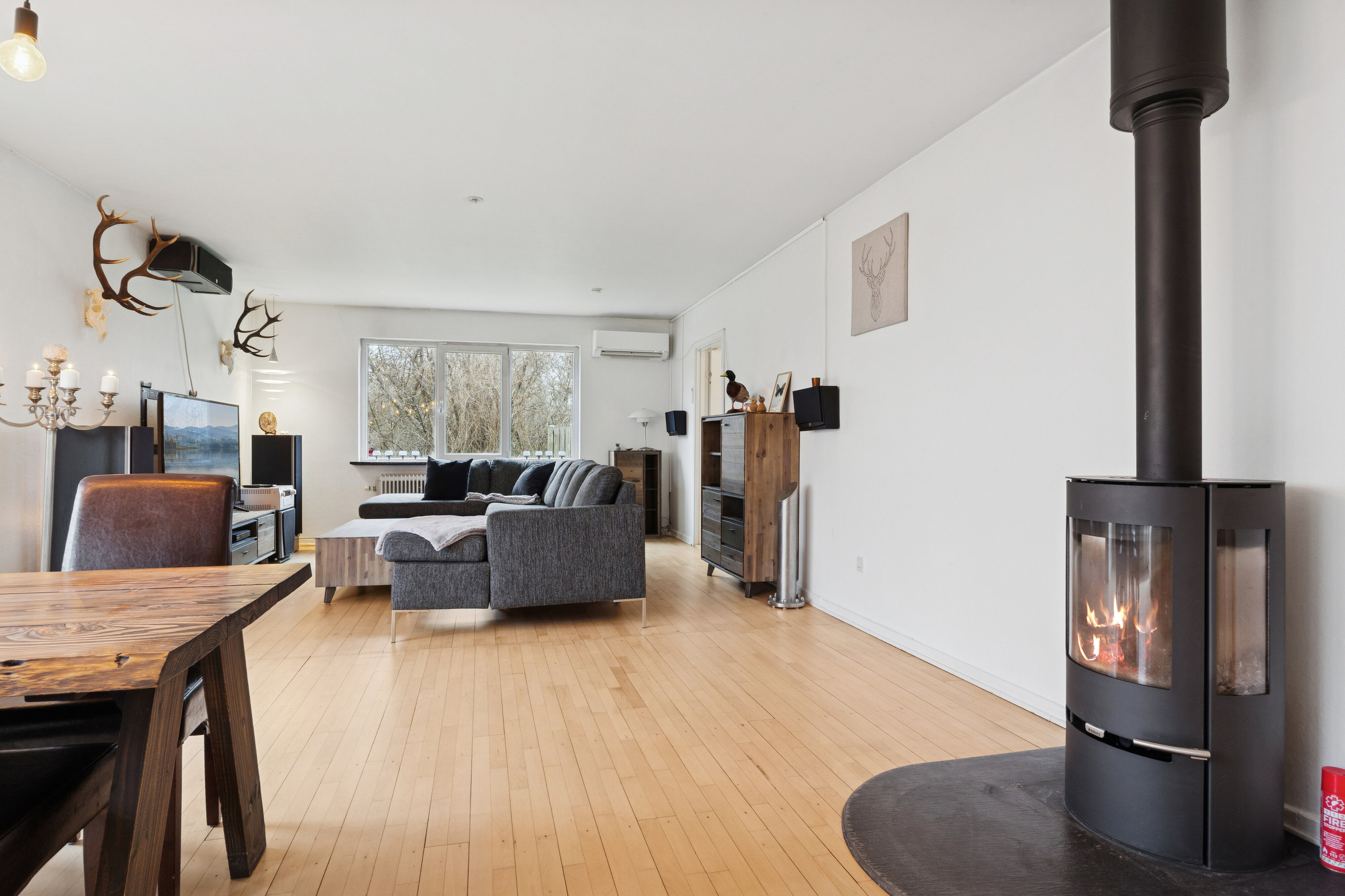 Fremhævet spisestue billede i fuldskærmstilstand. Billede af Hallelevvej 32, Hallelev, 4200 Slagelse