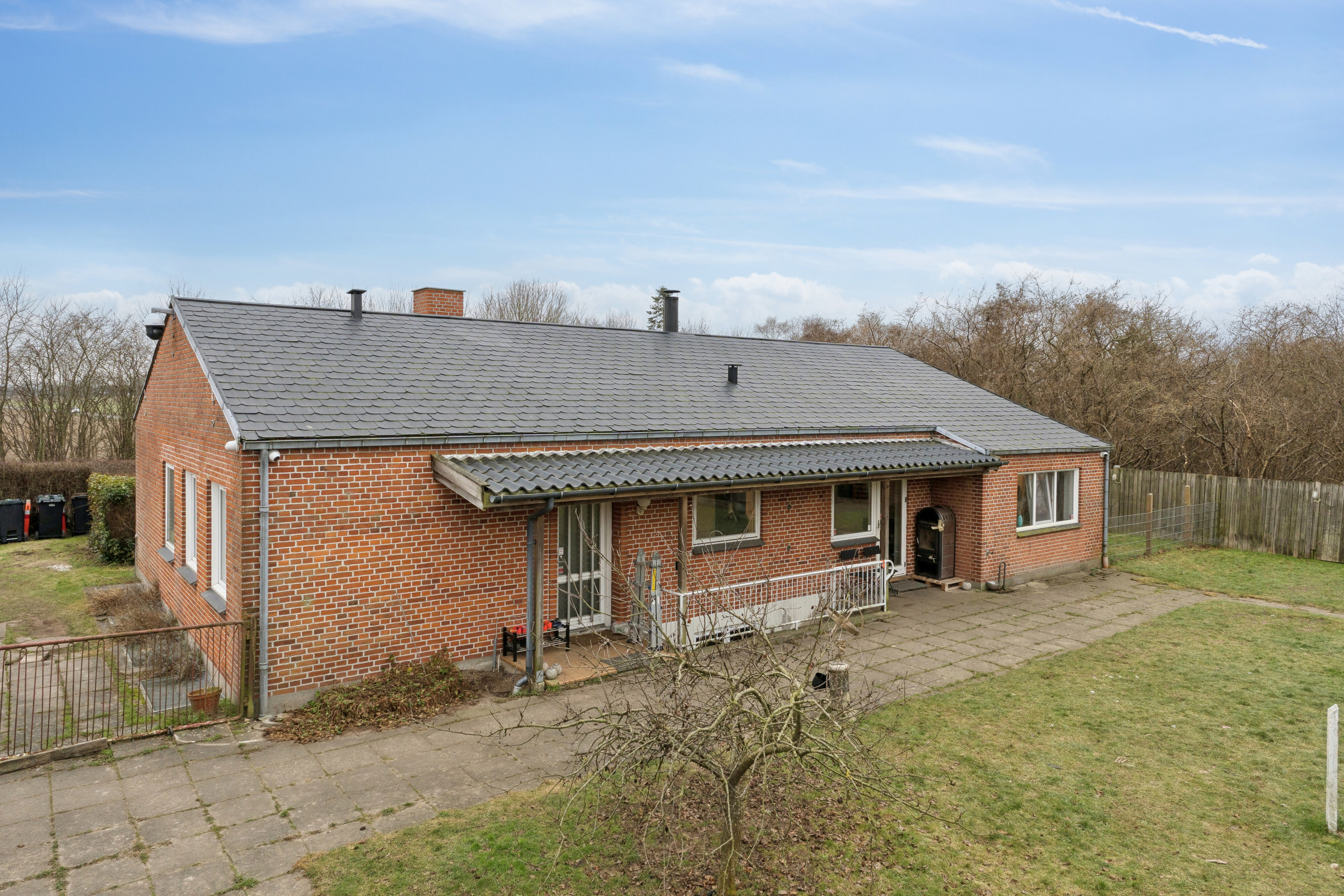 Fremhævet set fra vejen billede i fuldskærmstilstand. Billede af Hallelevvej 32, Hallelev, 4200 Slagelse