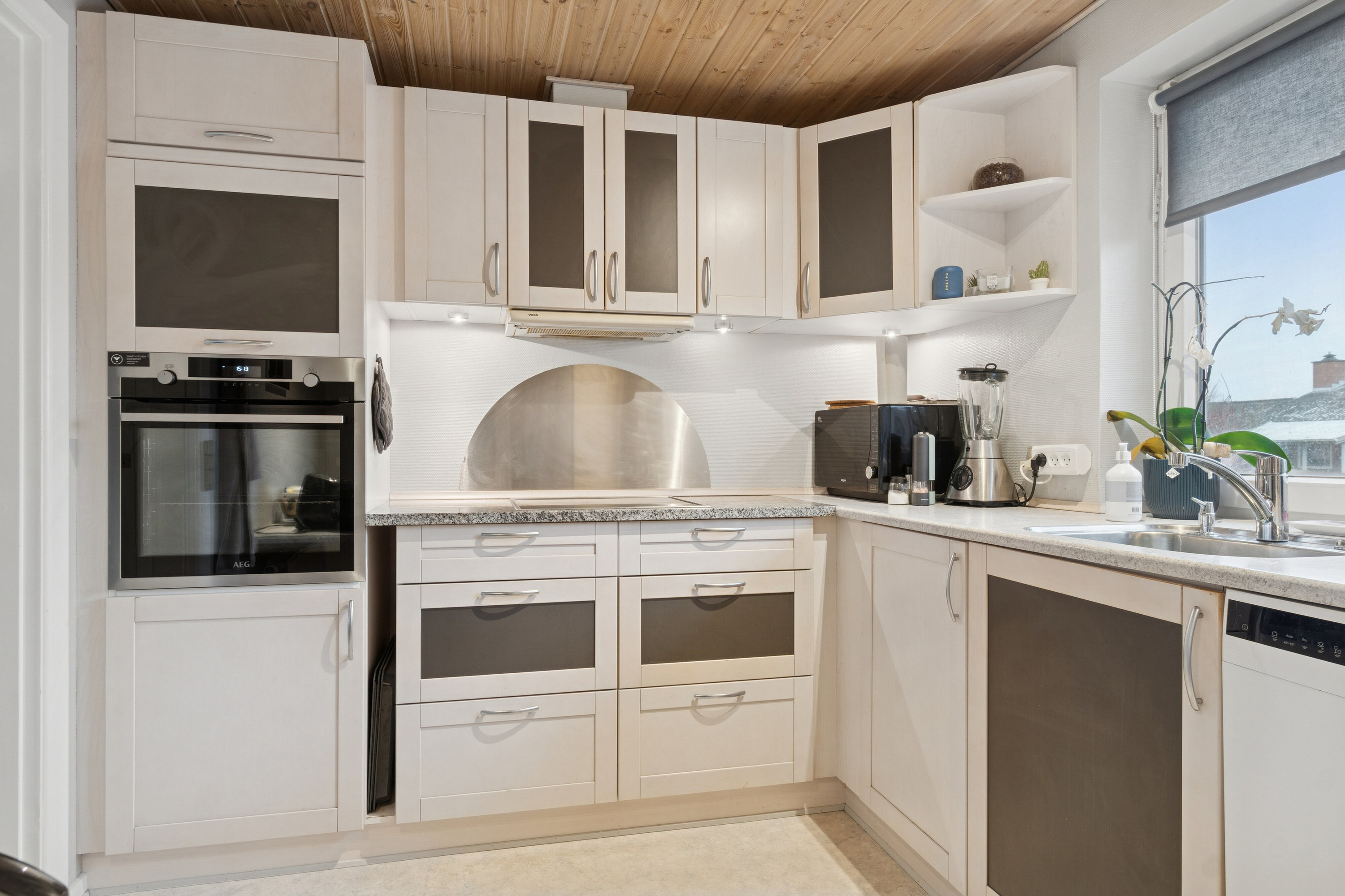 Fremhævet køkken billede i fuldskærmstilstand. Billede af Gøgevej 8, Ø Snede, 8723 Løsning